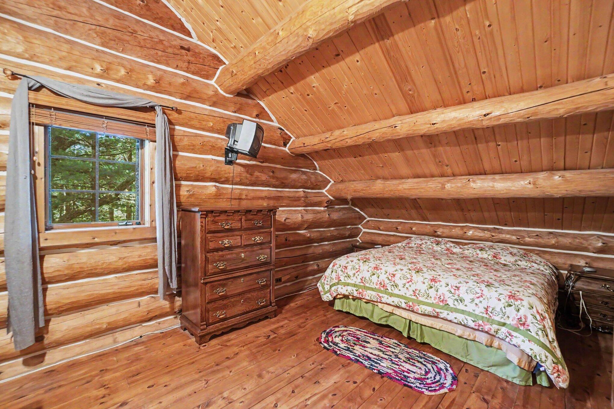1091 N River Trail Property Photo 18