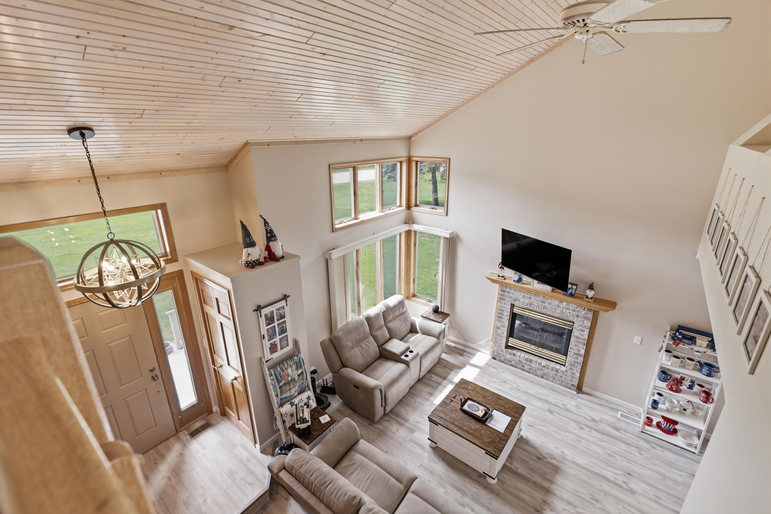 9551 Clubhouse Drive W Property Photo 21