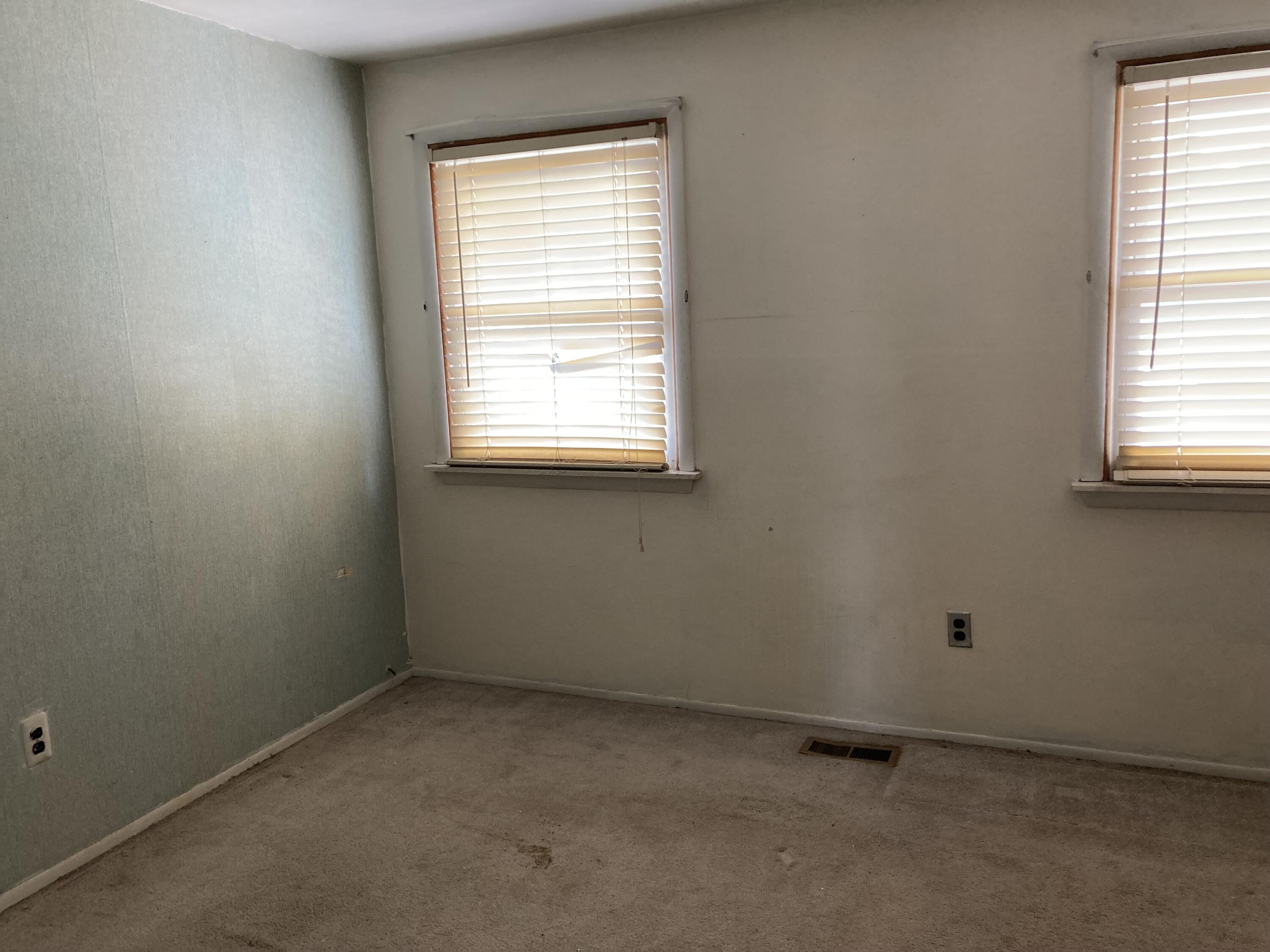 1685 Sheffield Drive Property Photo 11