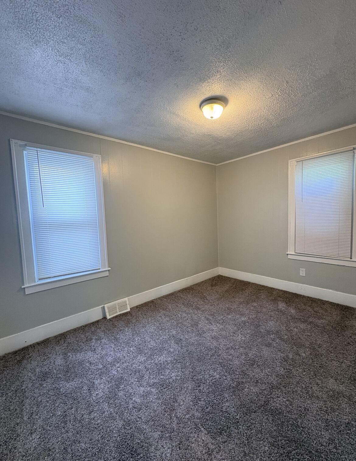9342 Northlawn Street Property Photo 10