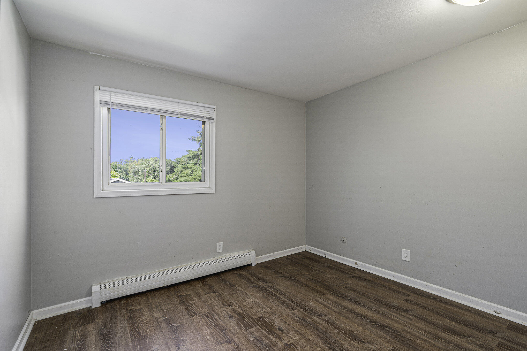 1710 E G Avenue Property Photo 31