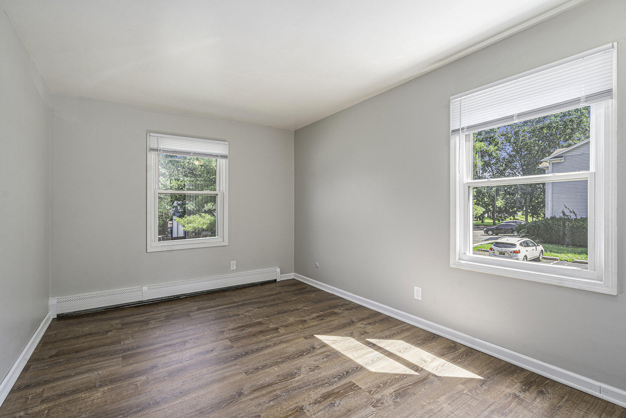 1710 E G Avenue Property Photo 33