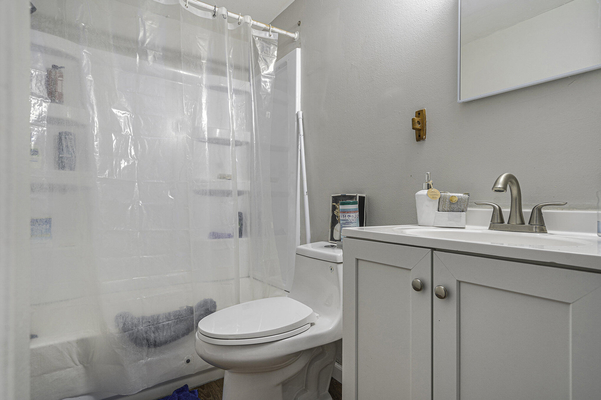1710 E G Avenue Property Photo 43