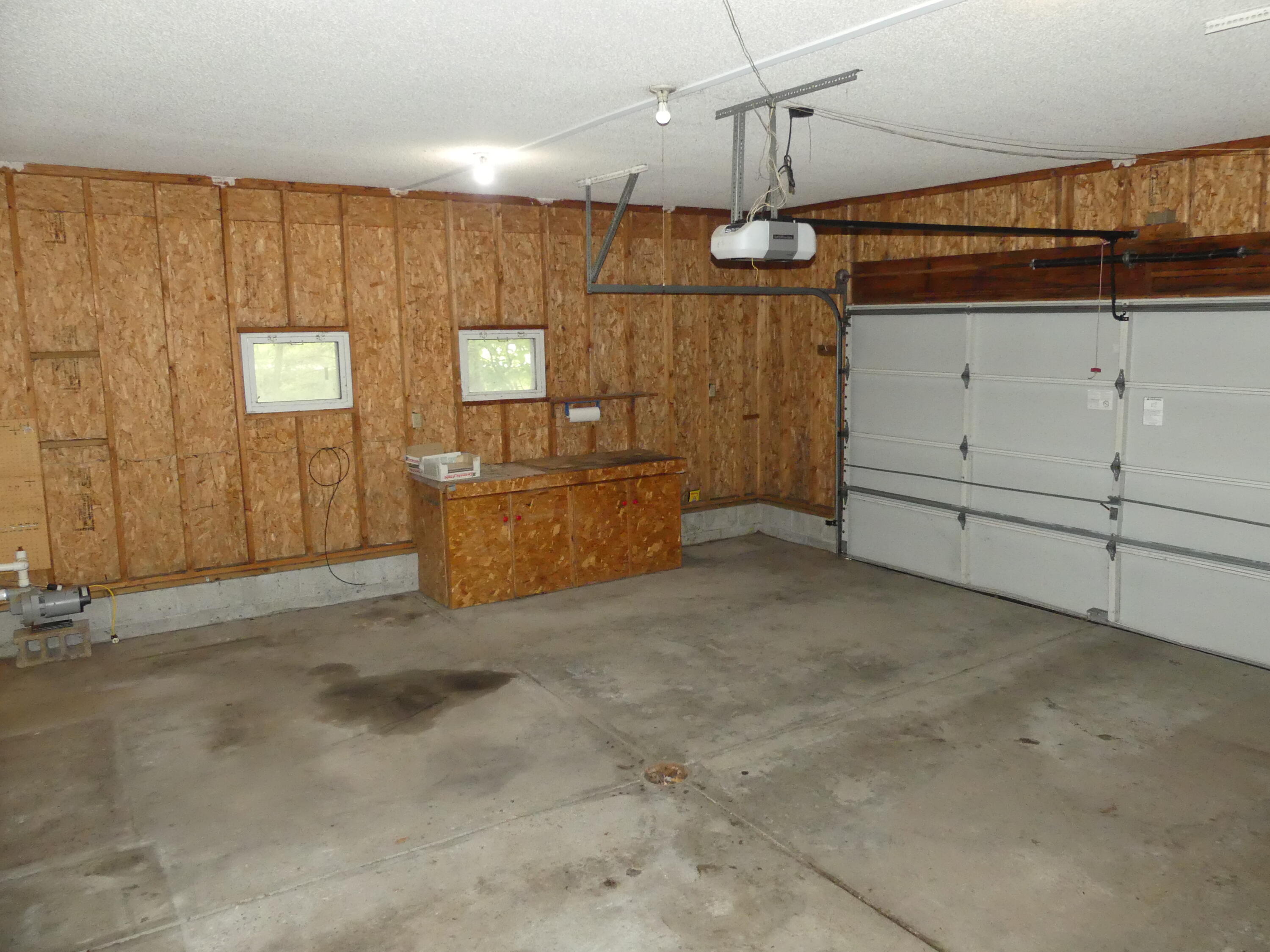 2157 Deerwood Drive Property Photo 20