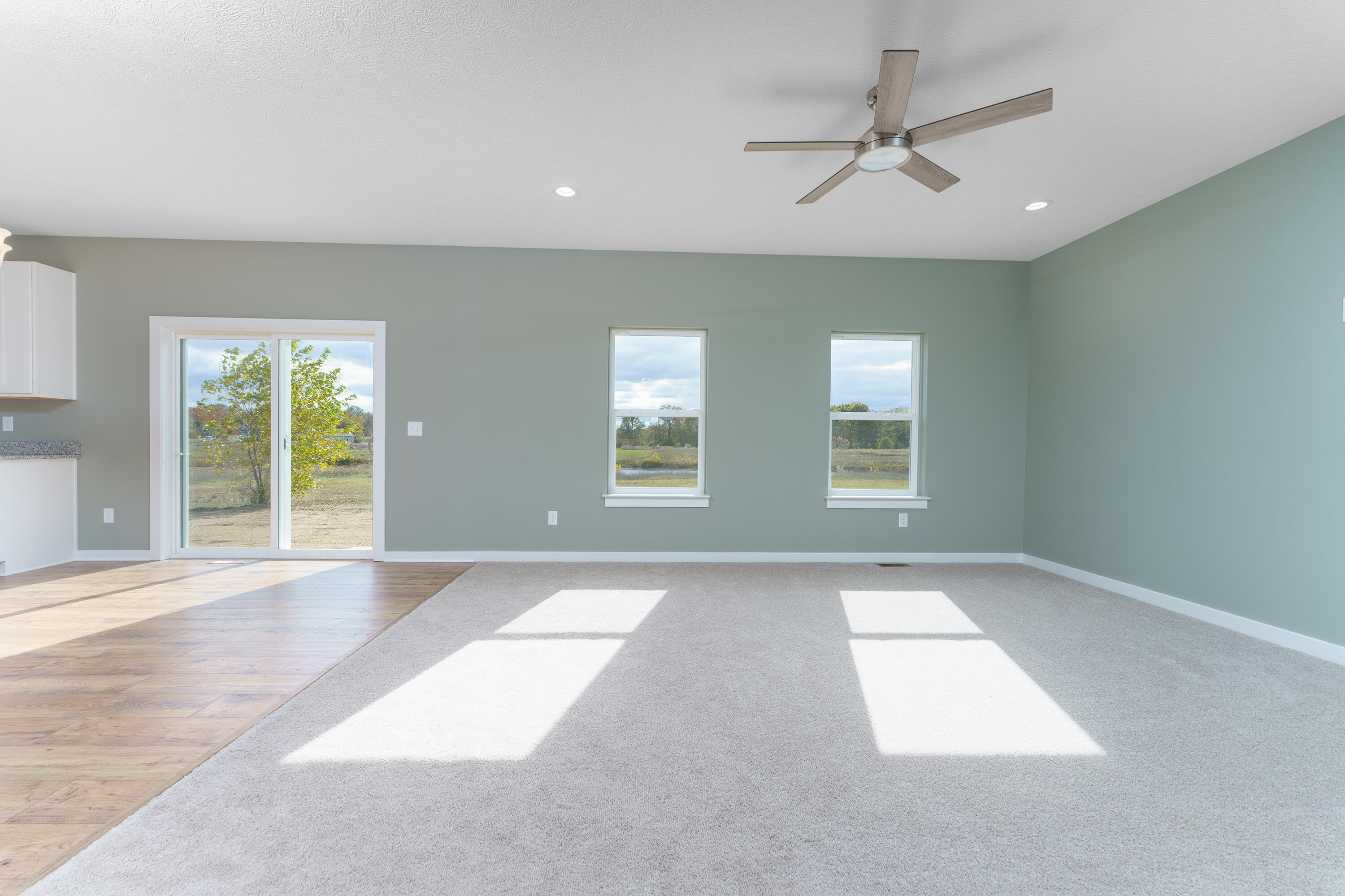 15277 Sherwood Lane Property Photo 4