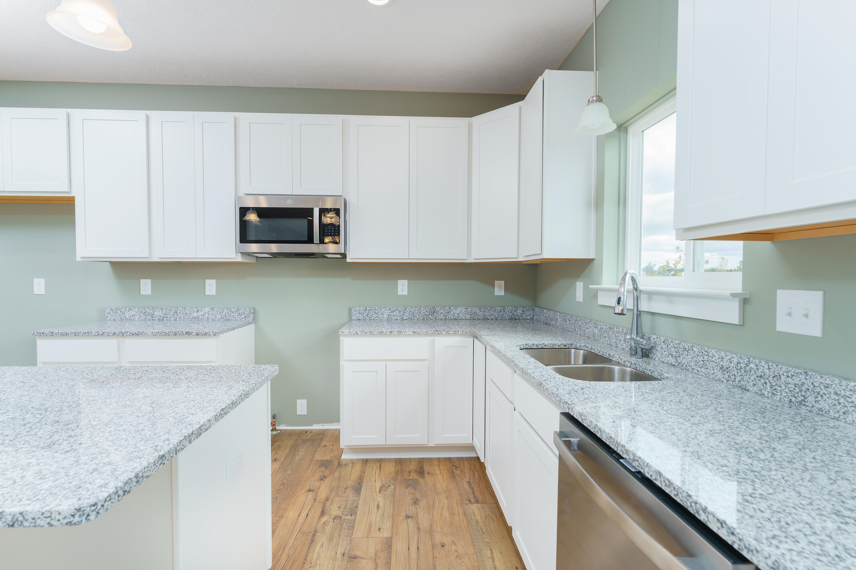 15277 Sherwood Lane Property Photo 11