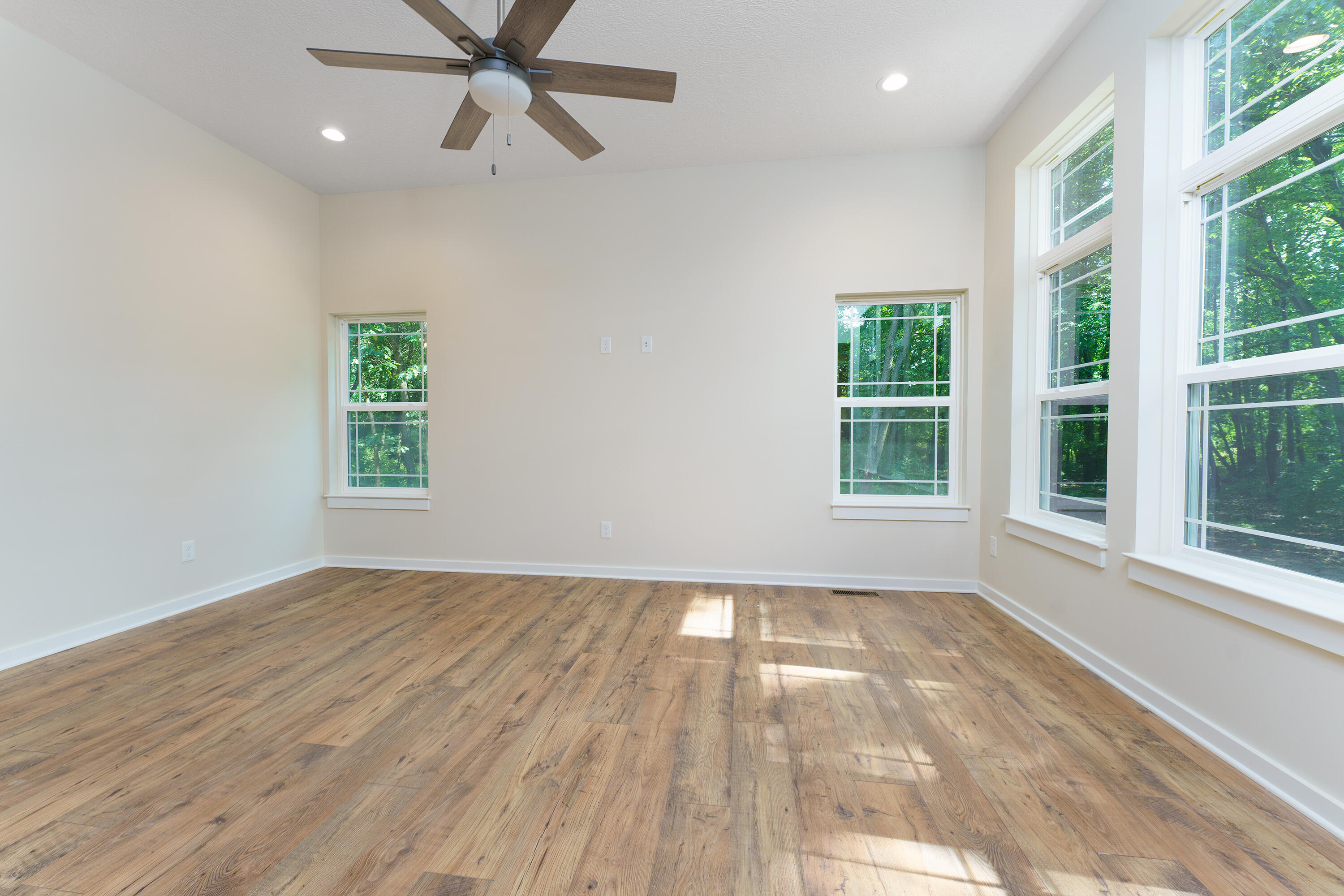 15317 Sherwood Lane Property Photo 6