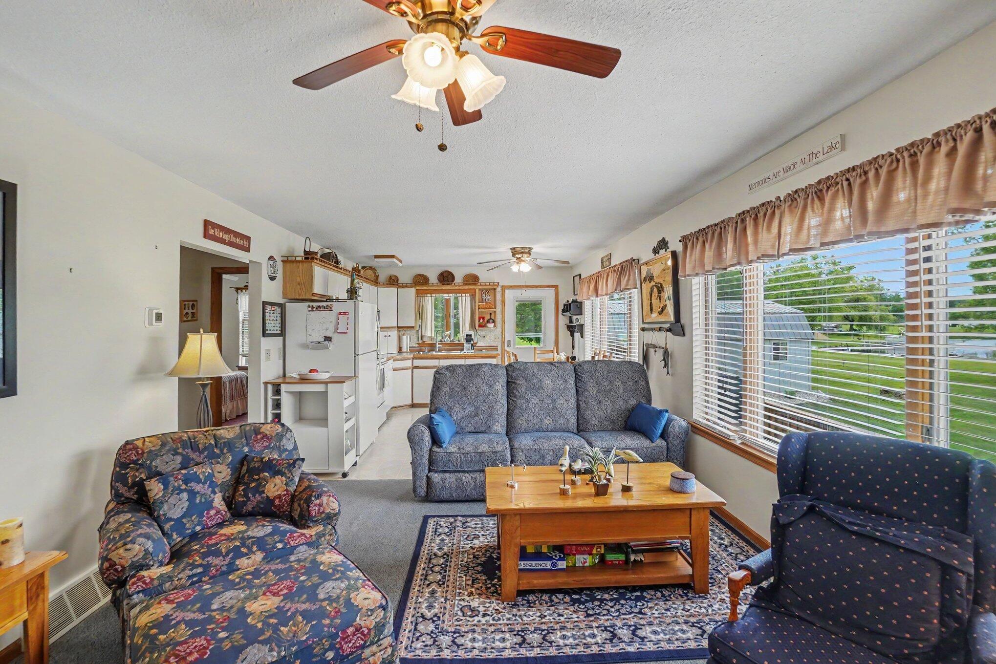 3452 W Lake Drive Property Photo 12