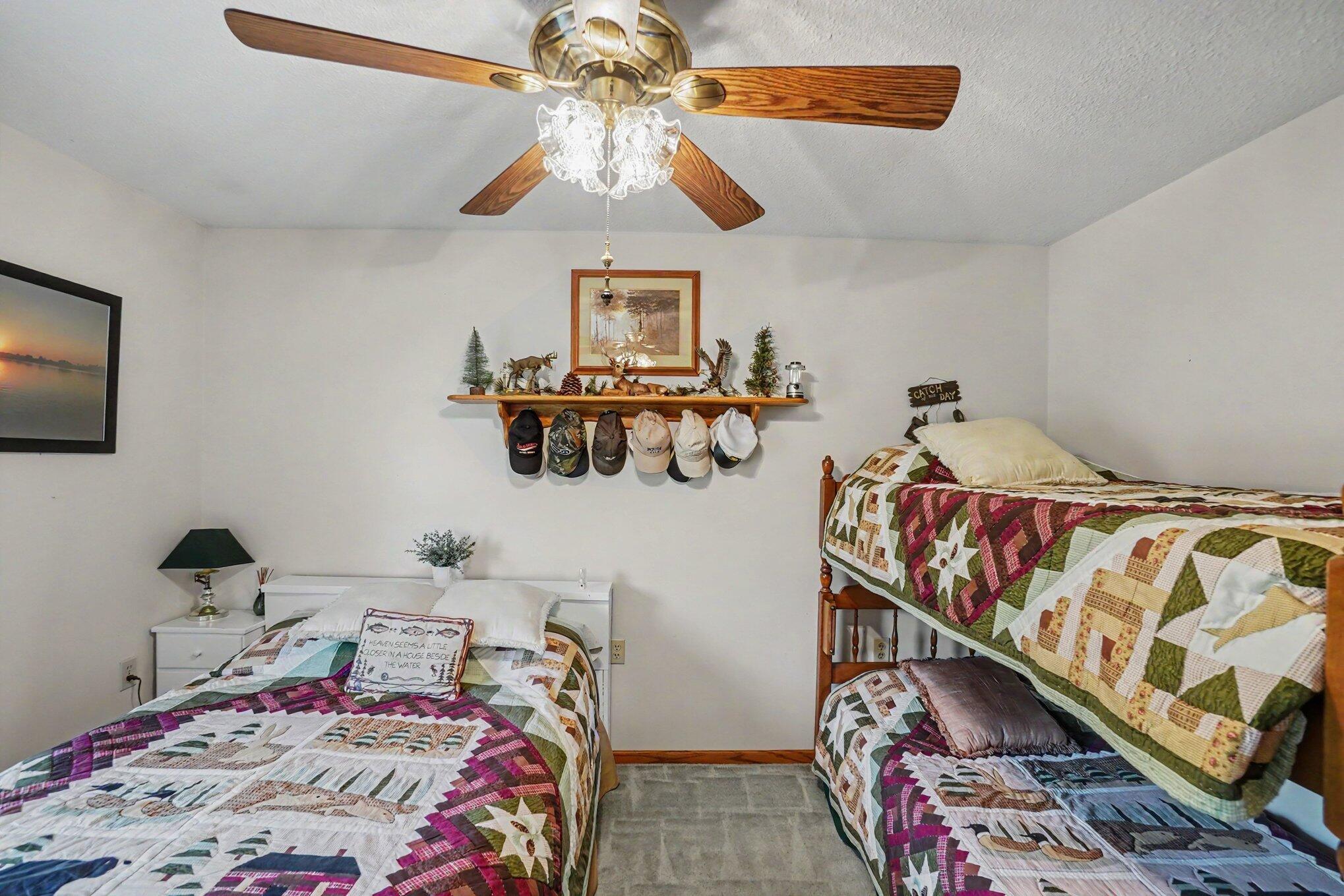 3452 W Lake Drive Property Photo 14