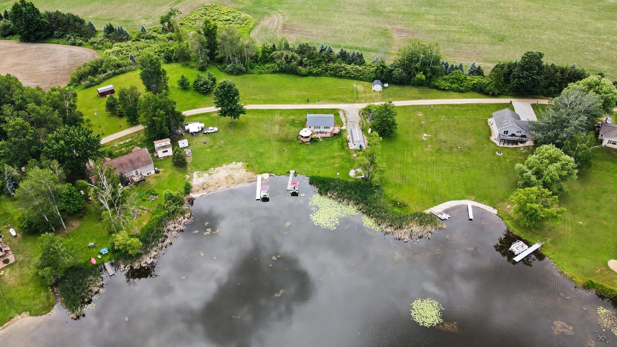 3452 W Lake Drive Property Photo 25
