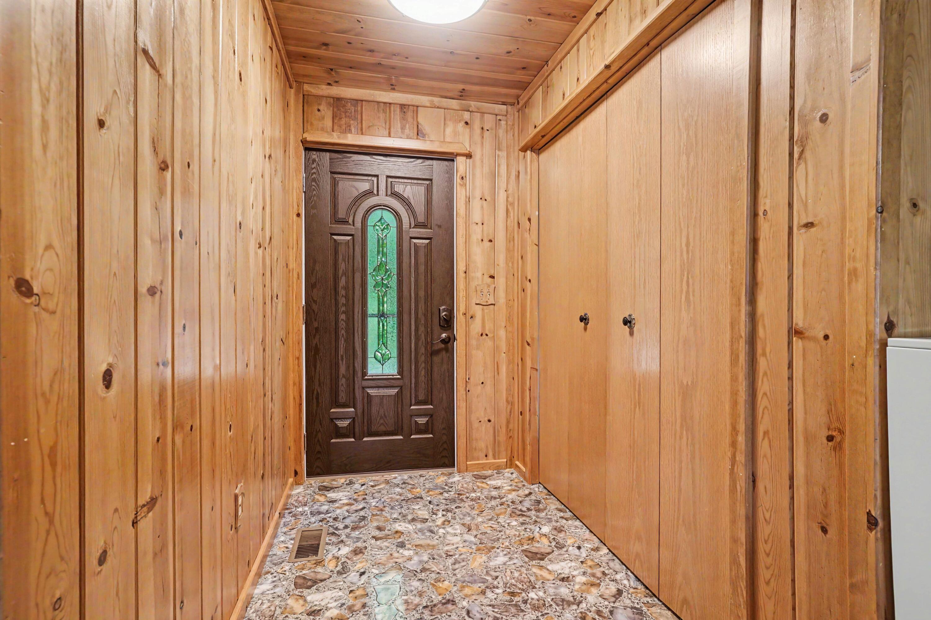 9039 E Ensign Court Property Photo 4
