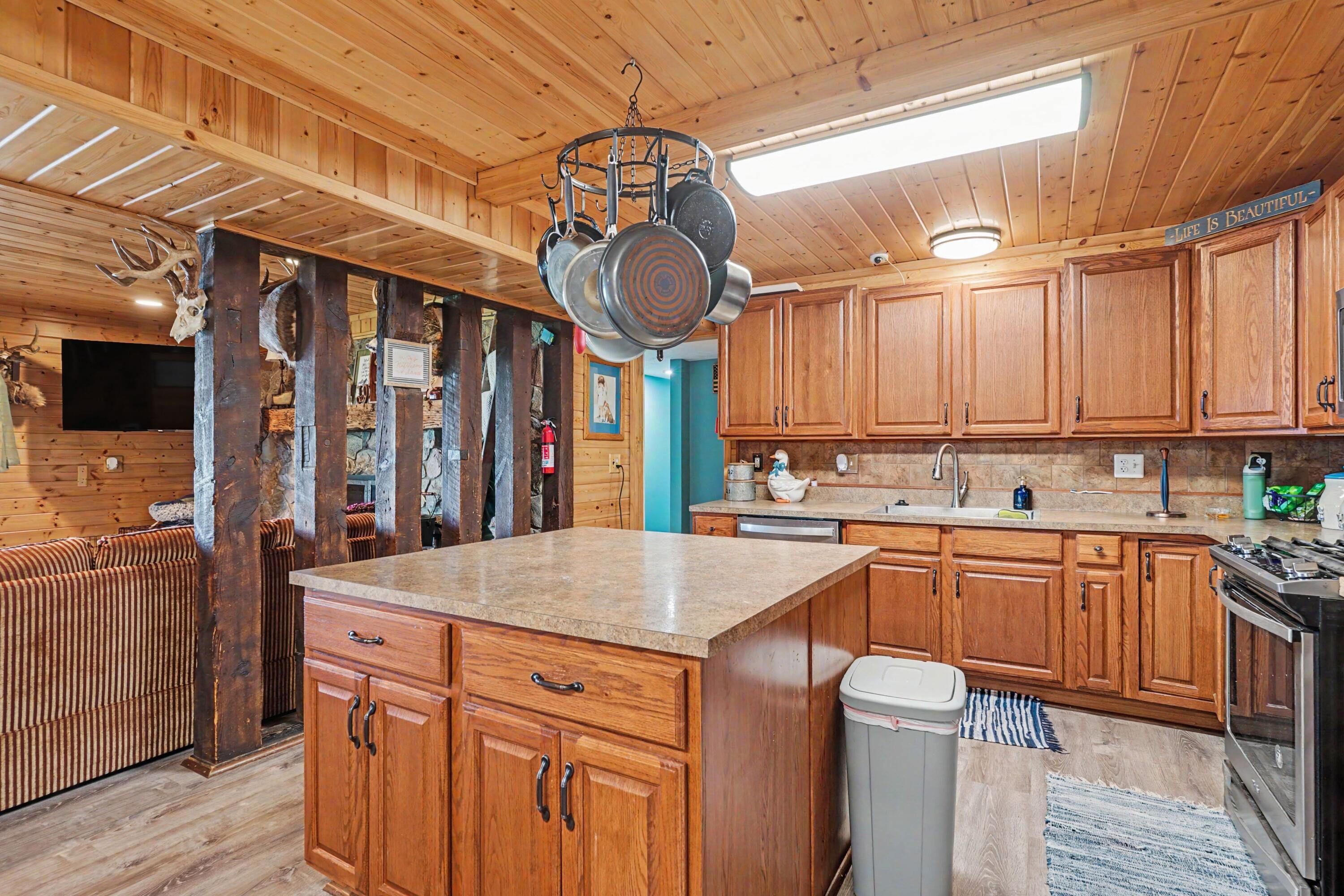 9039 E Ensign Court Property Photo 13