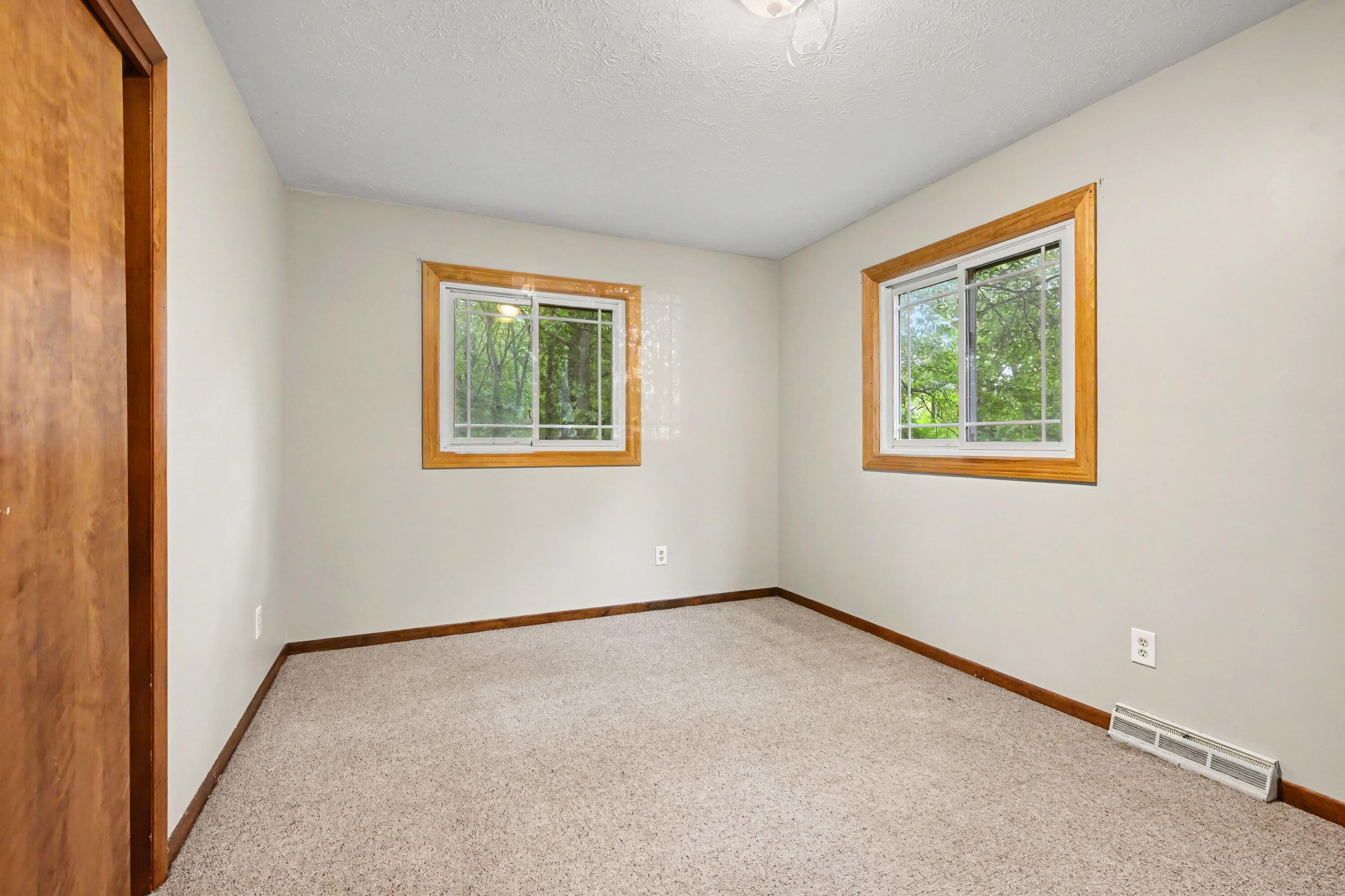 6080 Herring Road Property Photo 10