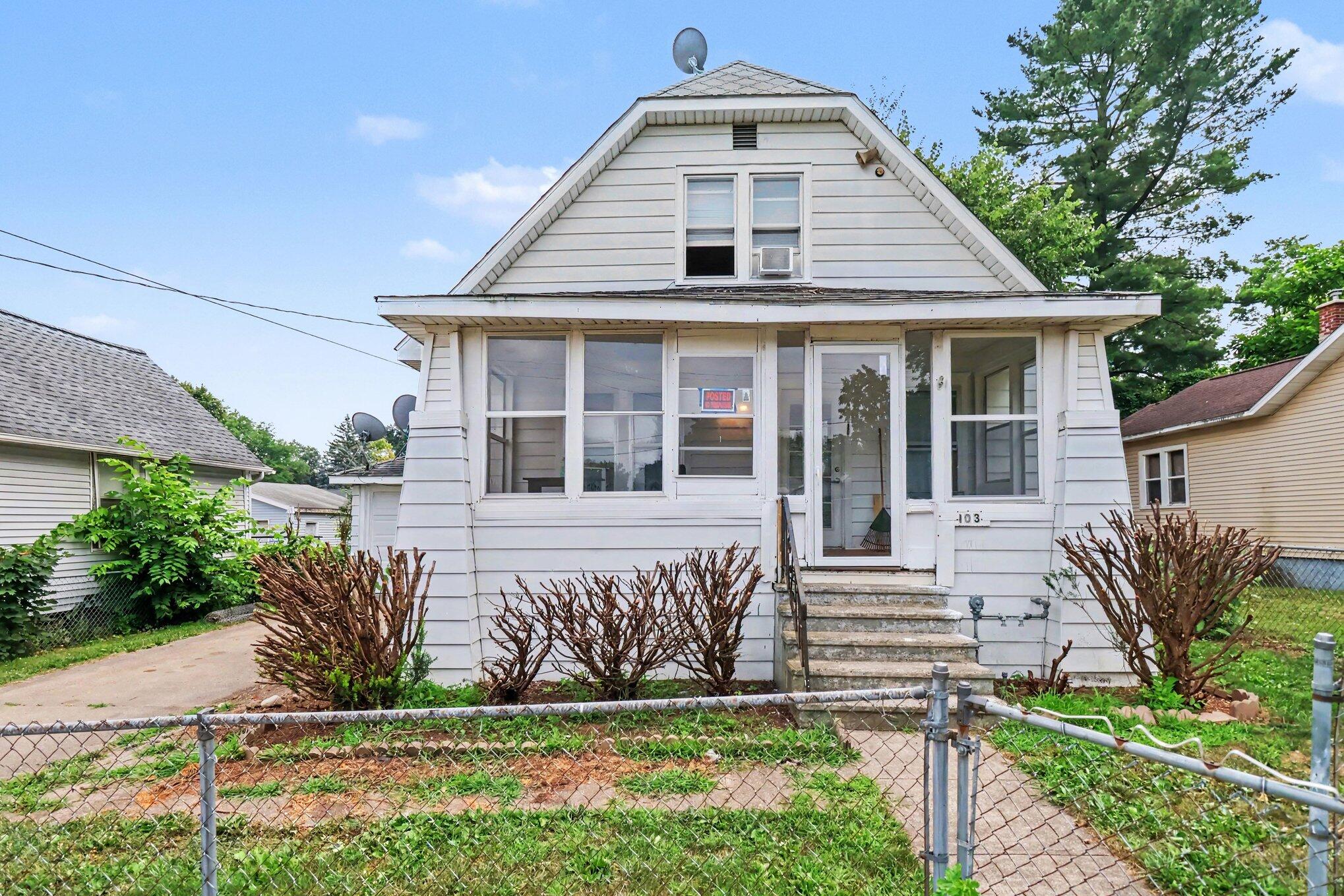 103 Webber Street Property Photo 1