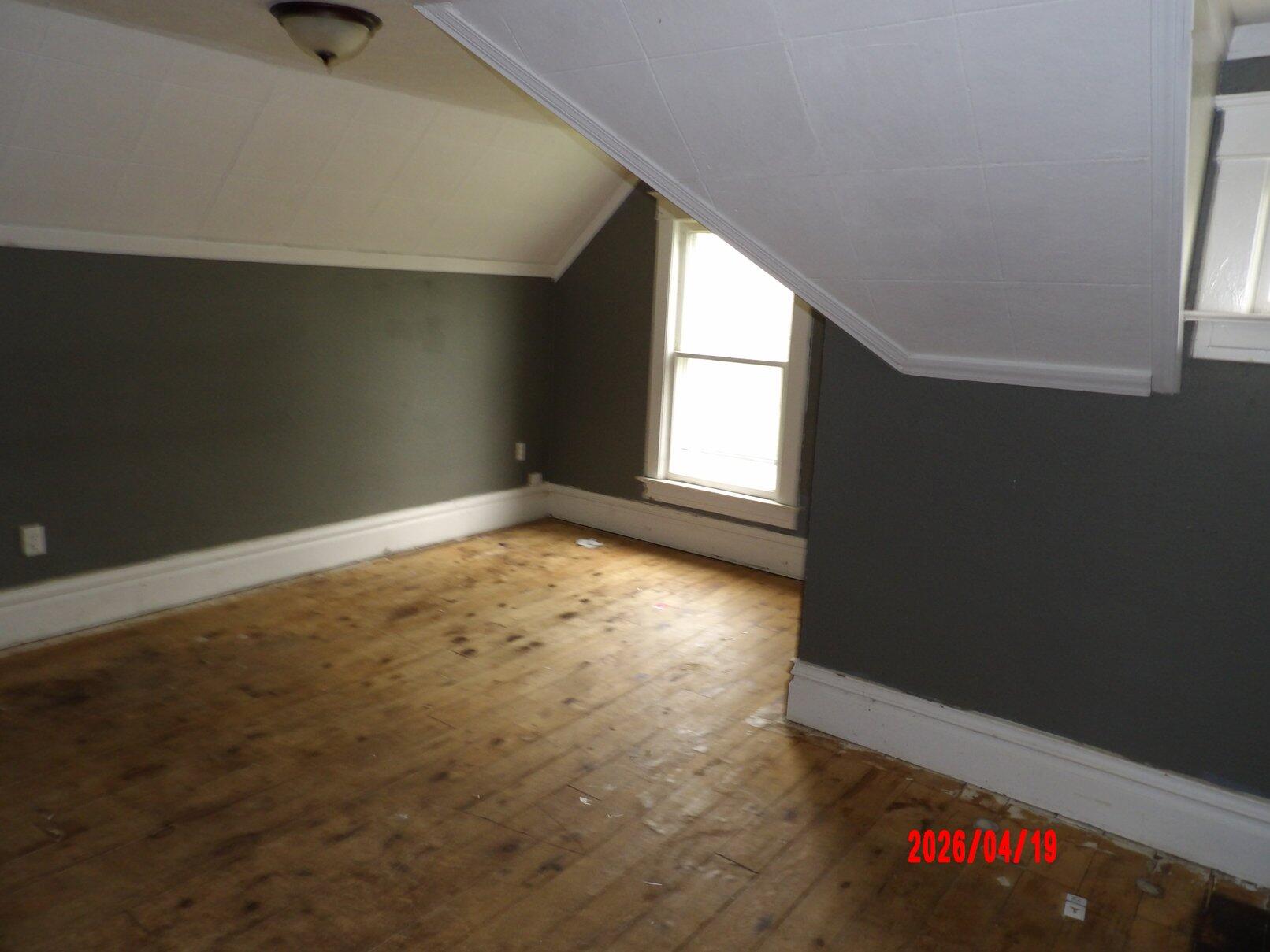 610 Pine Street Property Photo 9