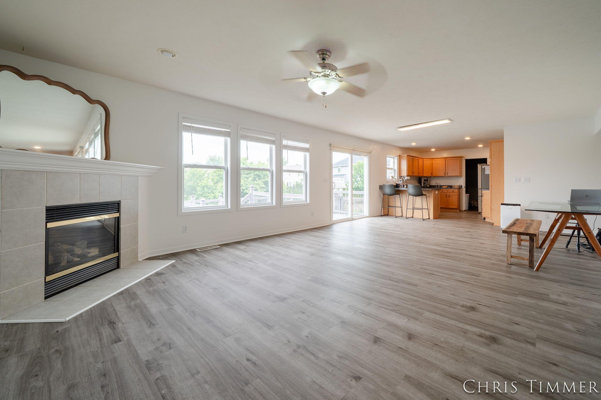 1877 Sun Park Drive Property Photo 9