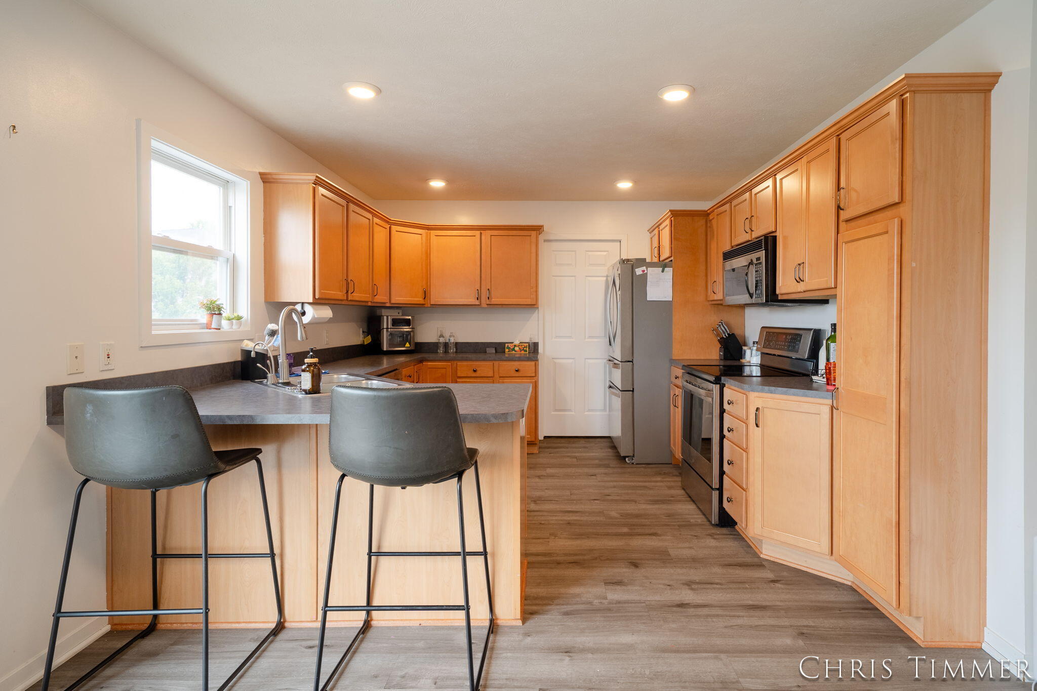 1877 Sun Park Drive Property Photo 11
