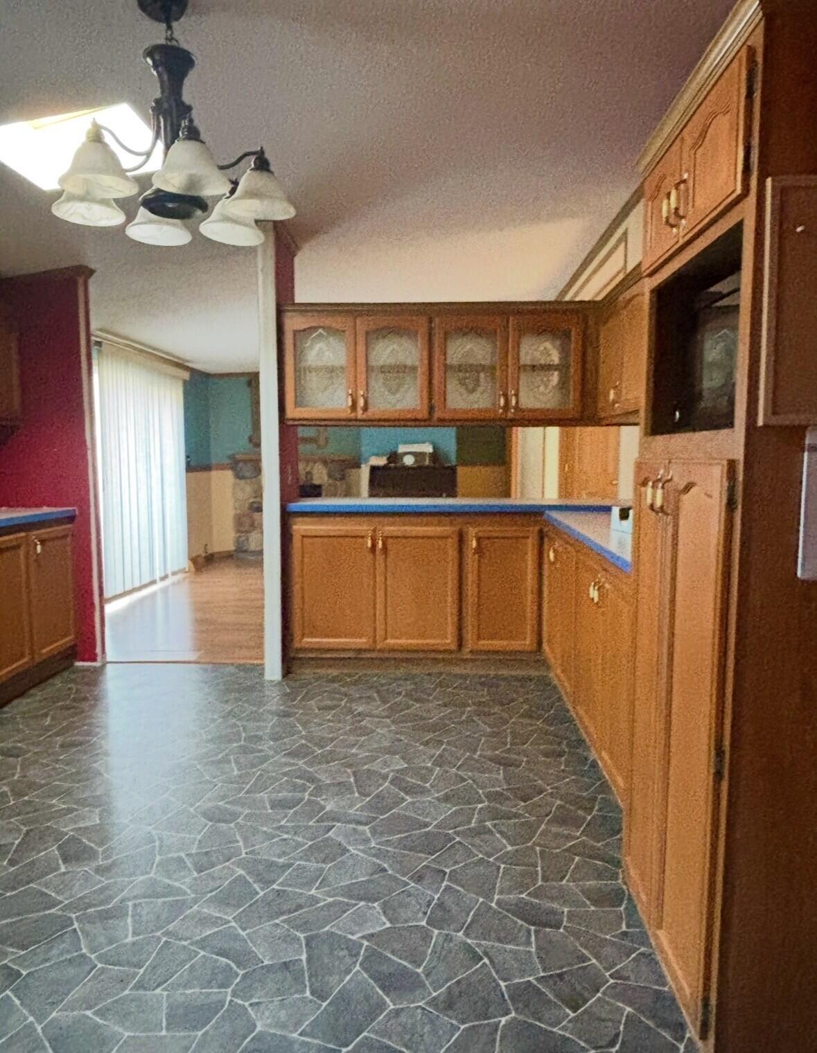 614 Linwood Avenue Property Photo 13