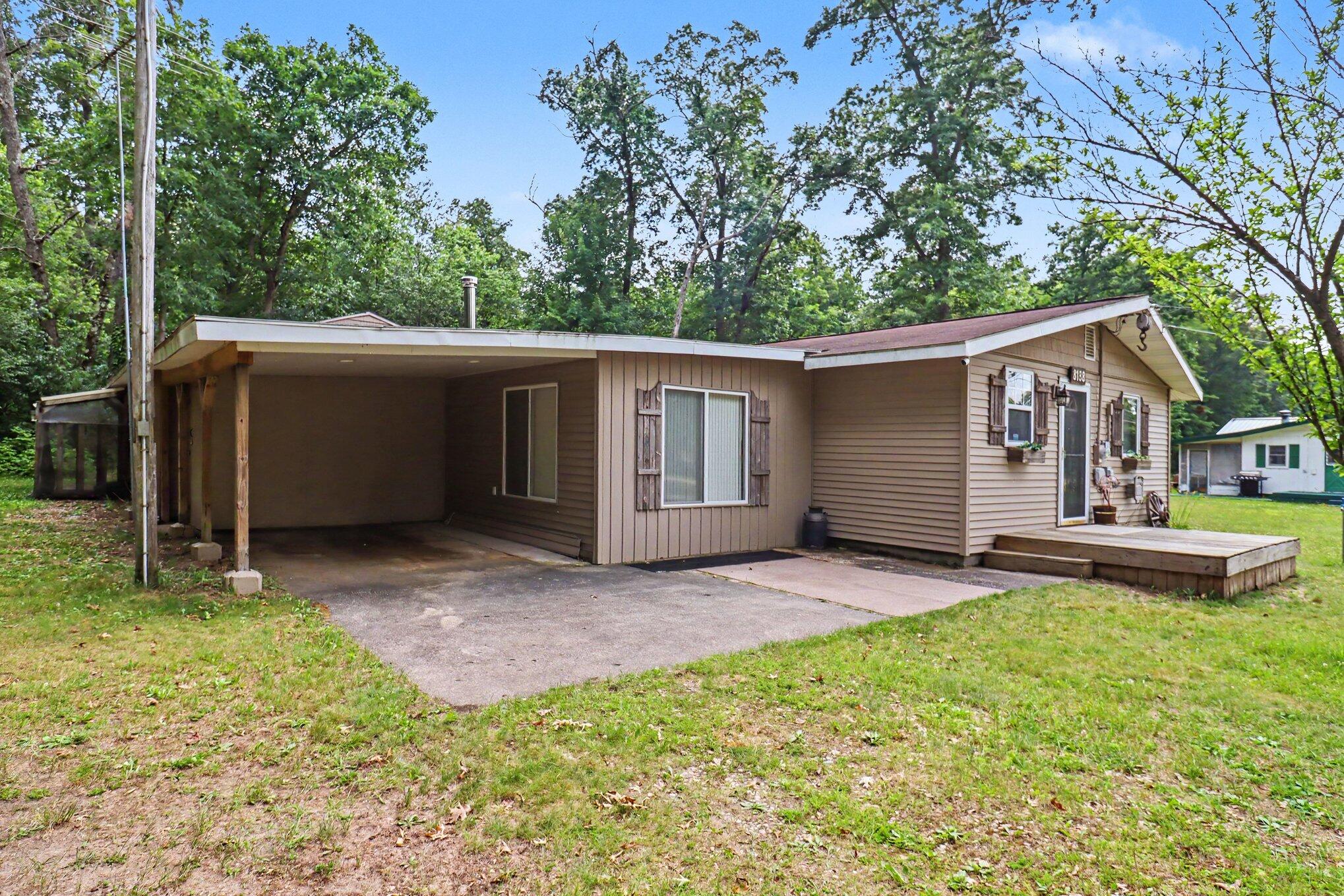 8188 E Woodruff Drive Property Photo 3