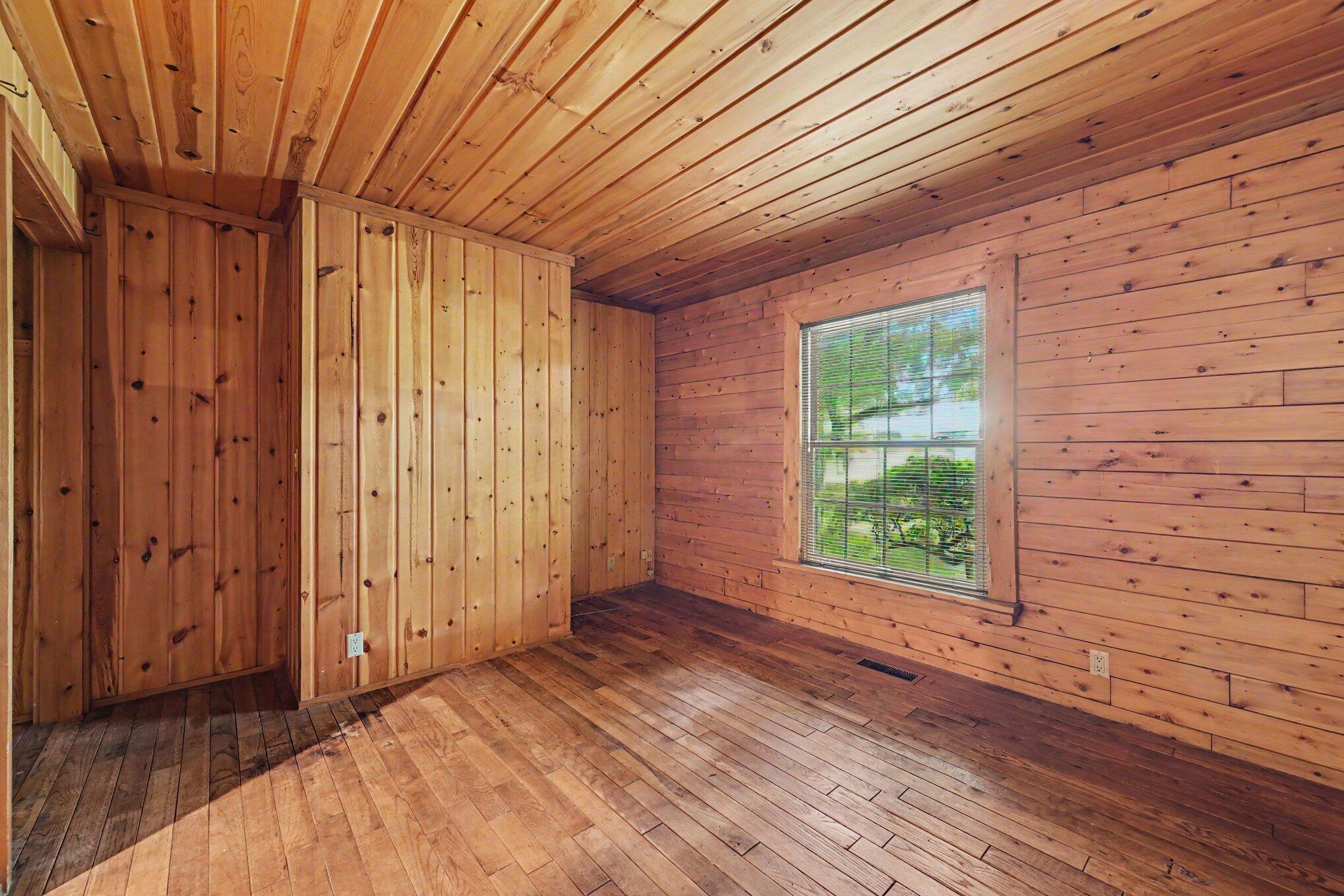 4410 Earhart Road Property Photo 23