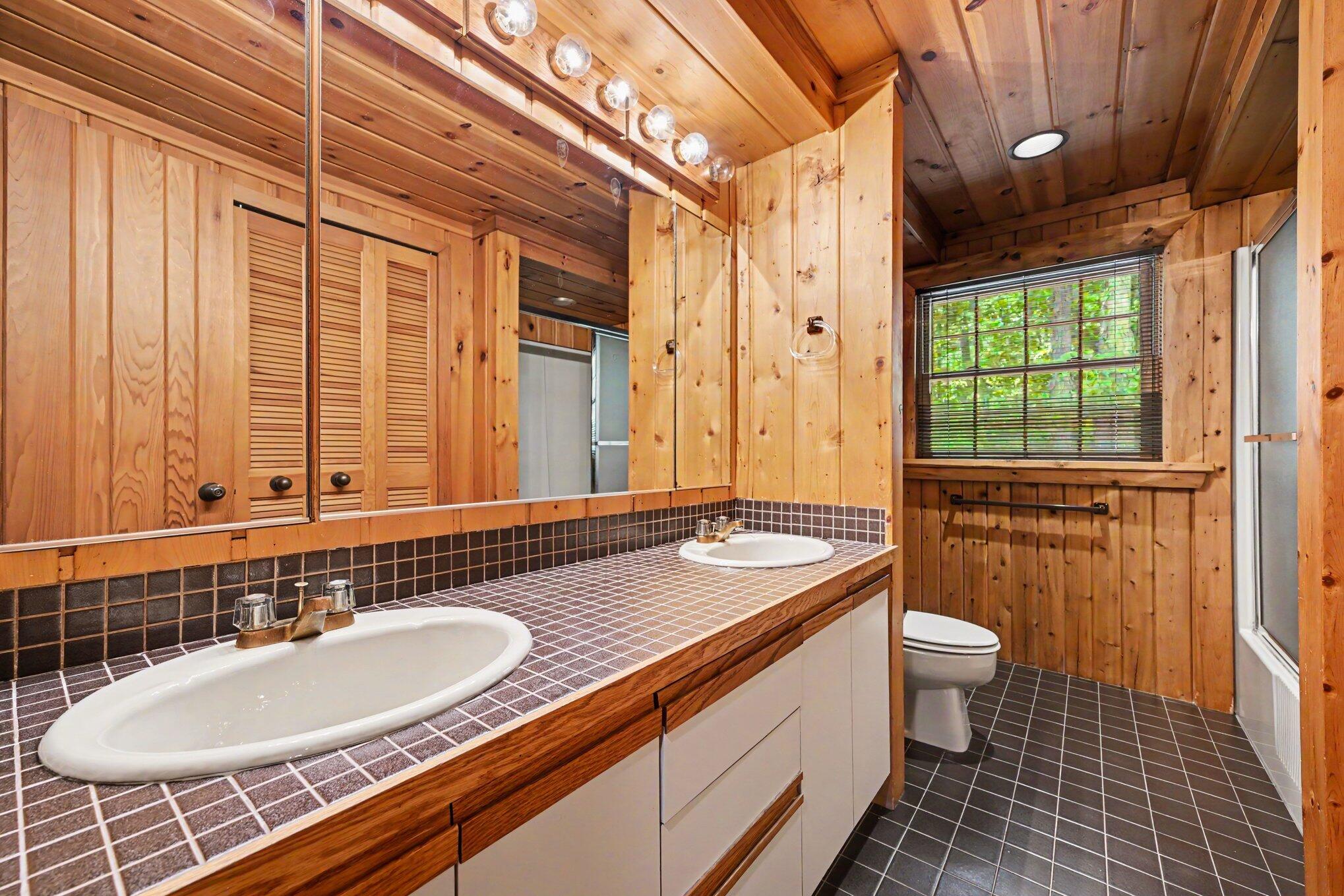 4410 Earhart Road Property Photo 25