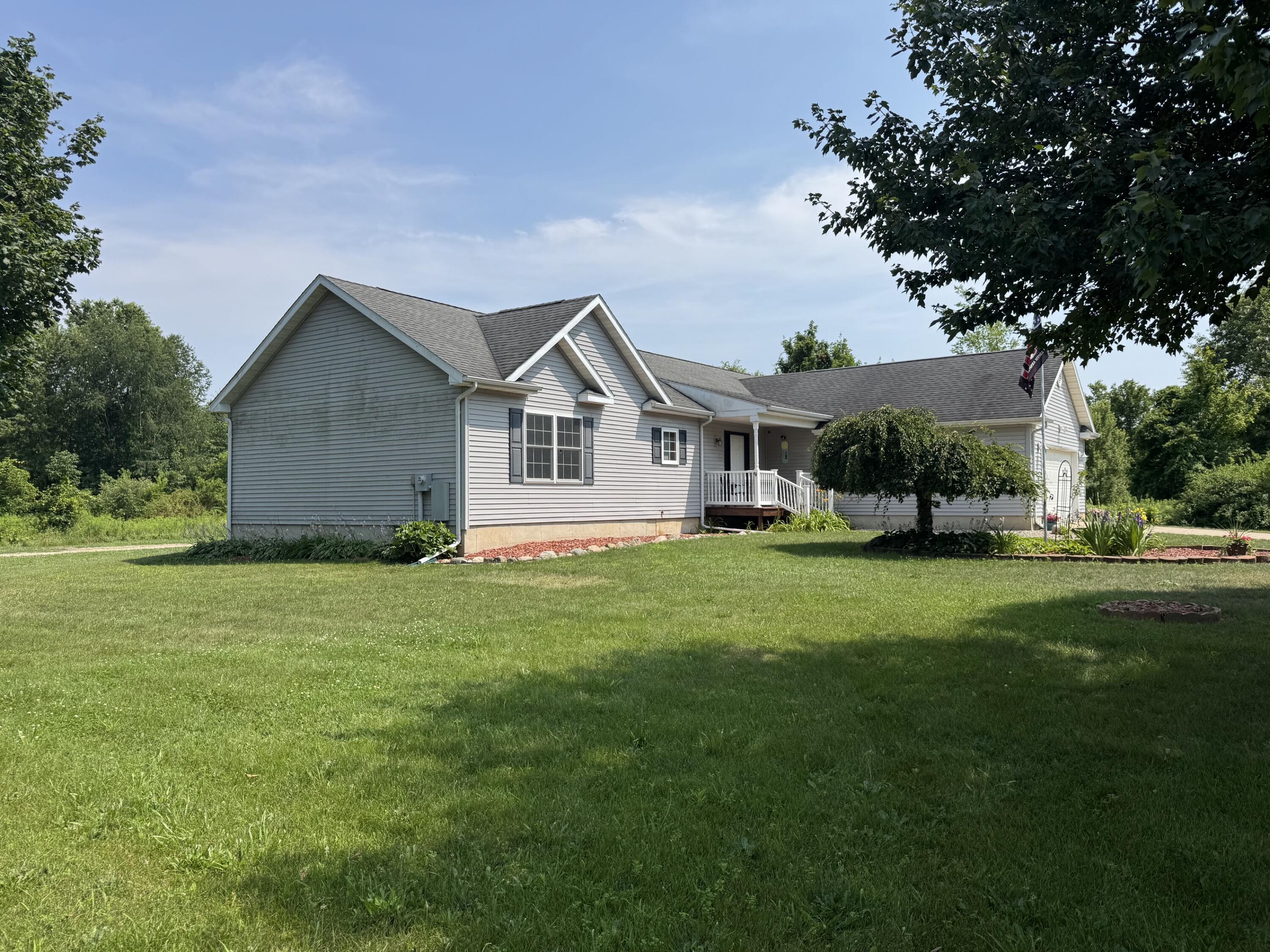 14021 Pardee Road Property Photo 3