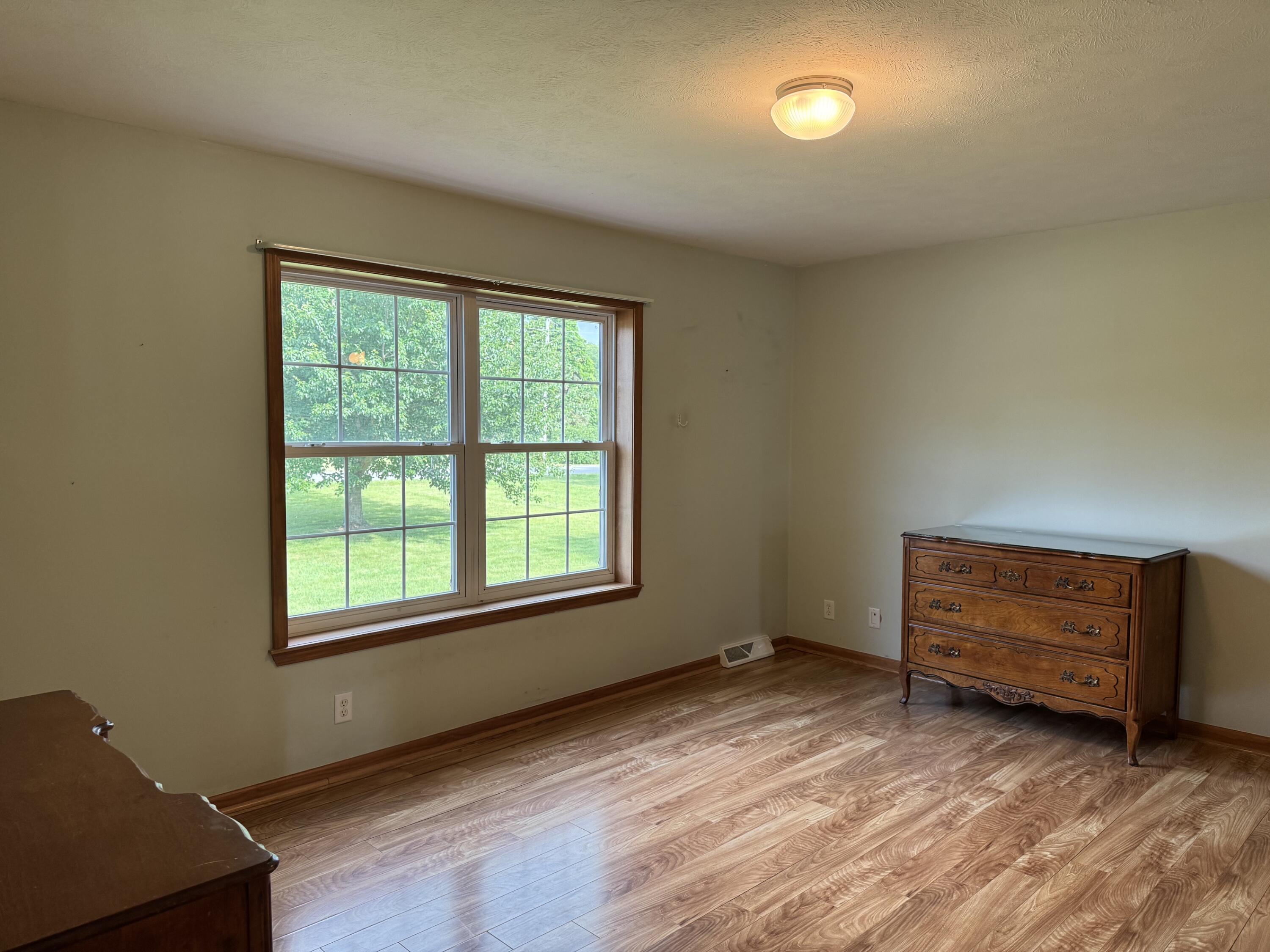 14021 Pardee Road Property Photo 19