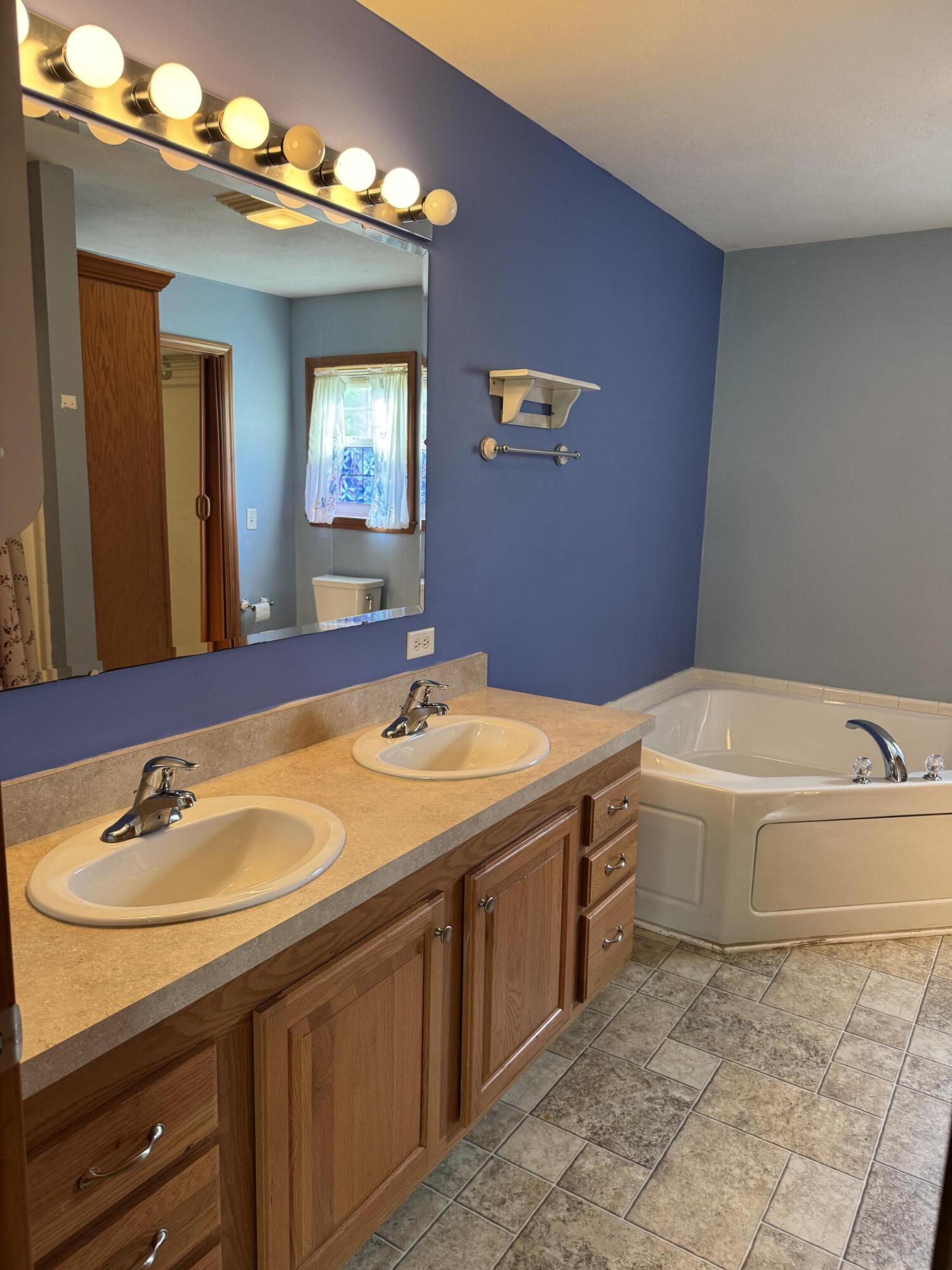 14021 Pardee Road Property Photo 20