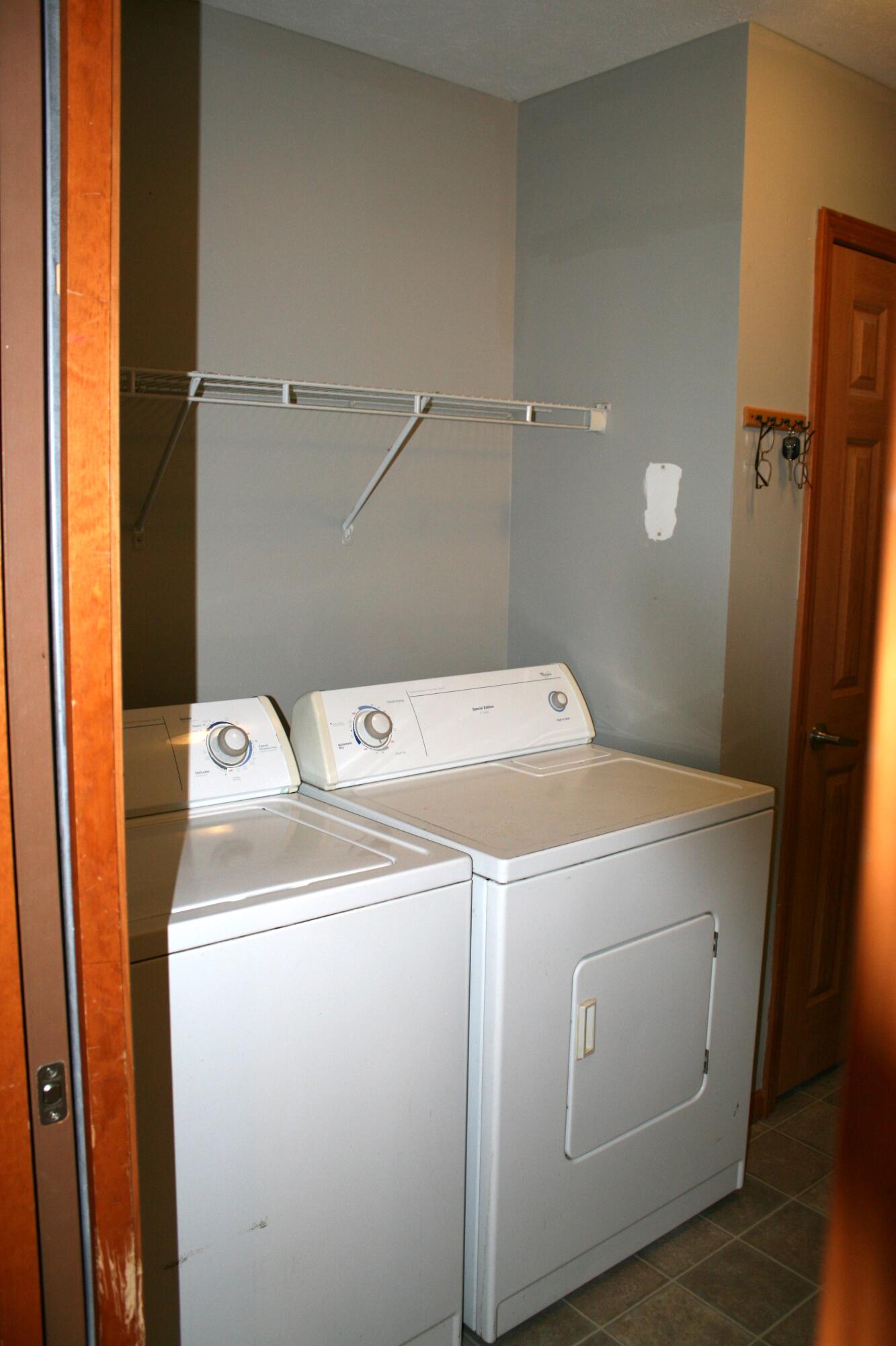 14021 Pardee Road Property Photo 33