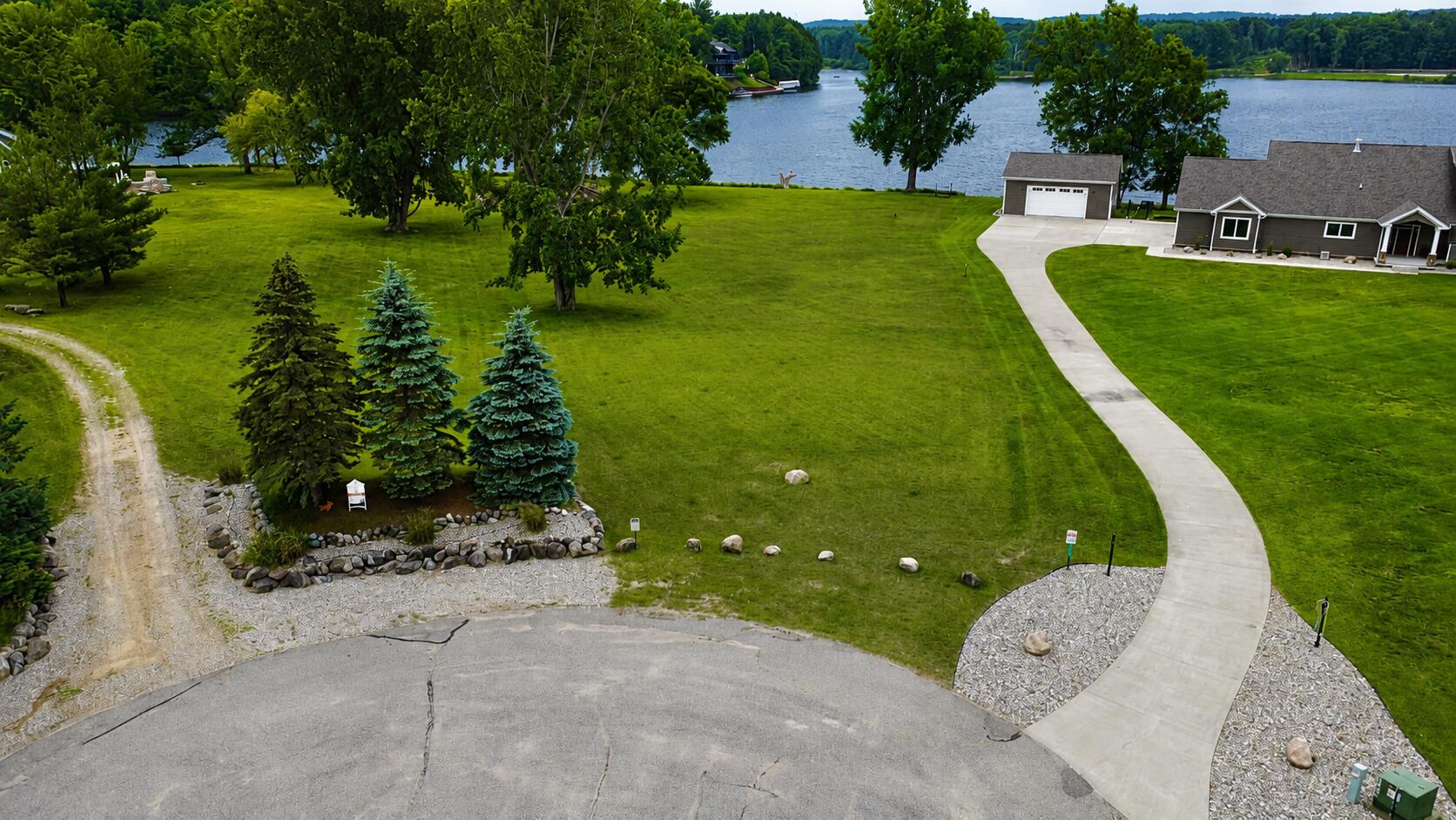 1293 S Queensway Drive Property Photo 25