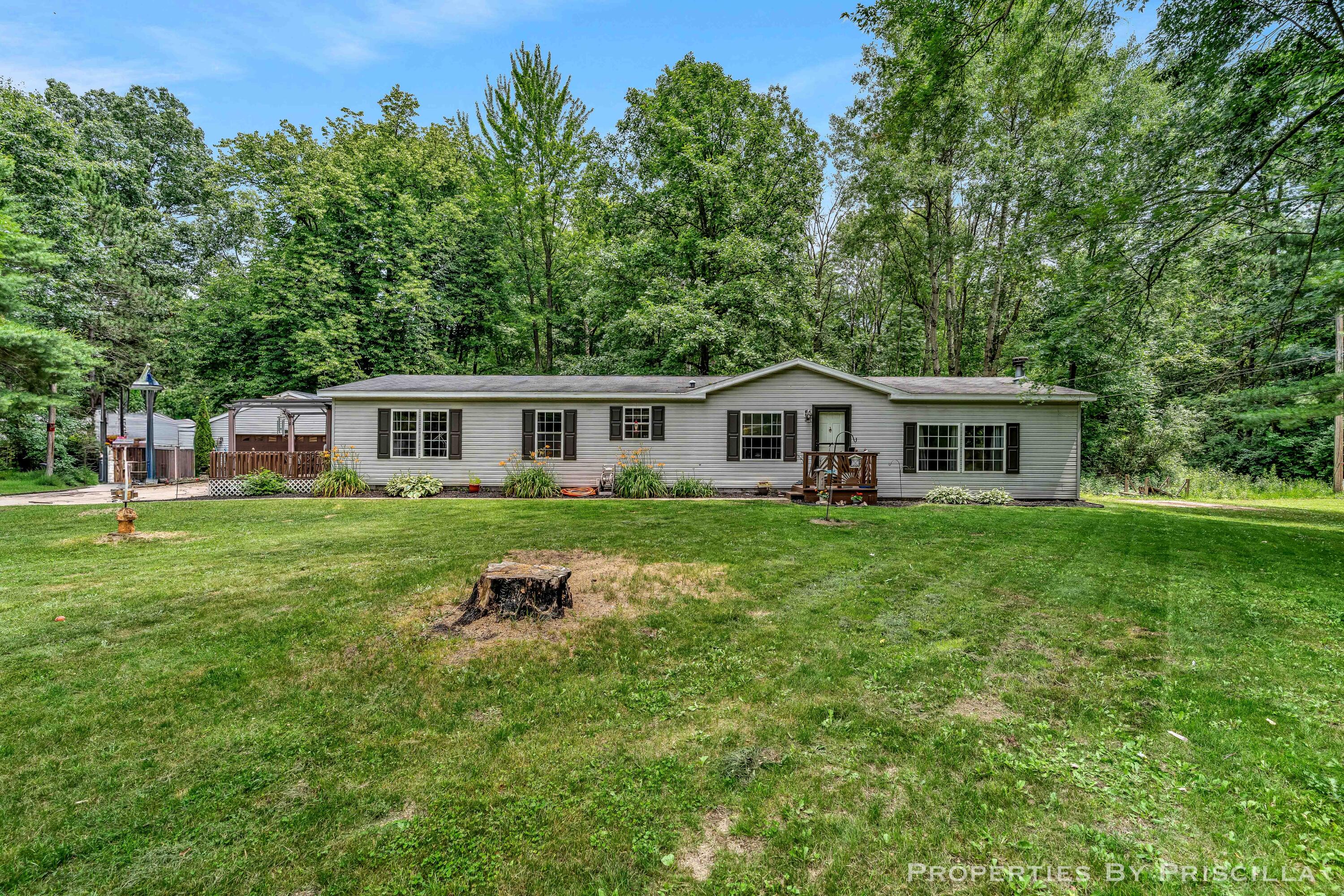 3766 Mary Avenue Property Photo 3