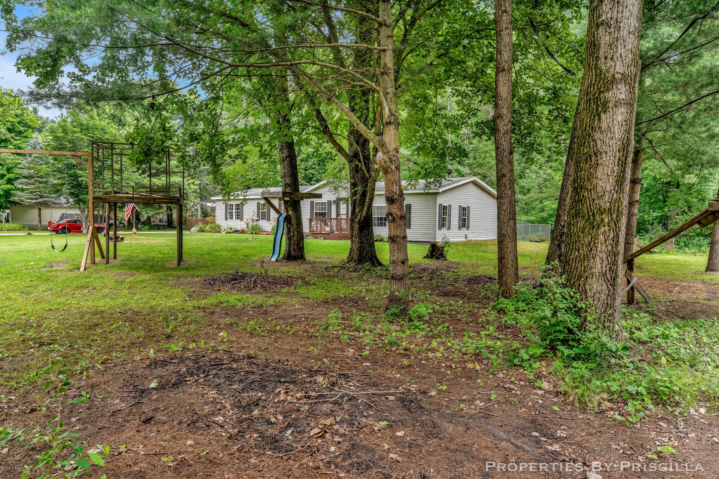 3766 Mary Avenue Property Photo 5