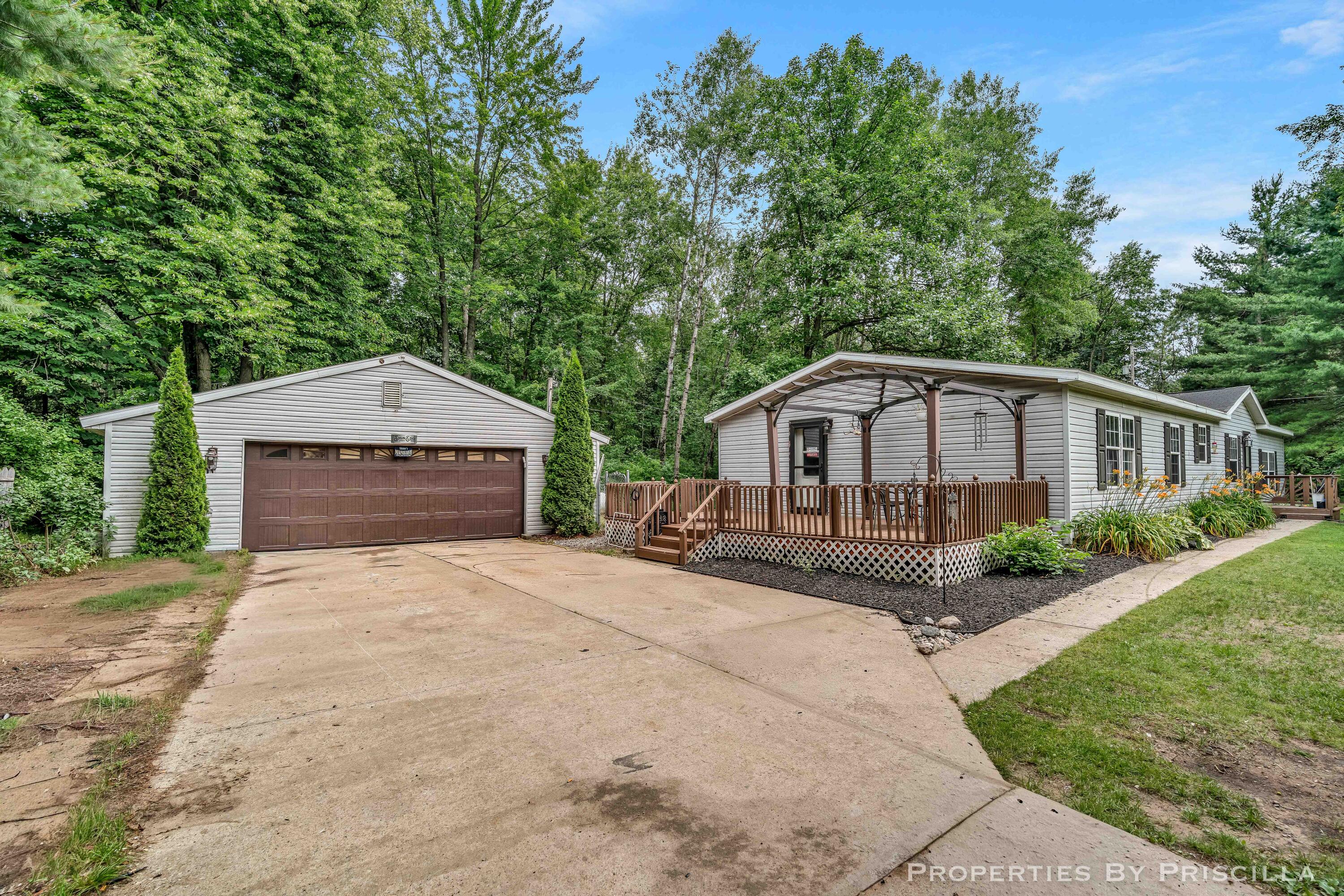 3766 Mary Avenue Property Photo 8