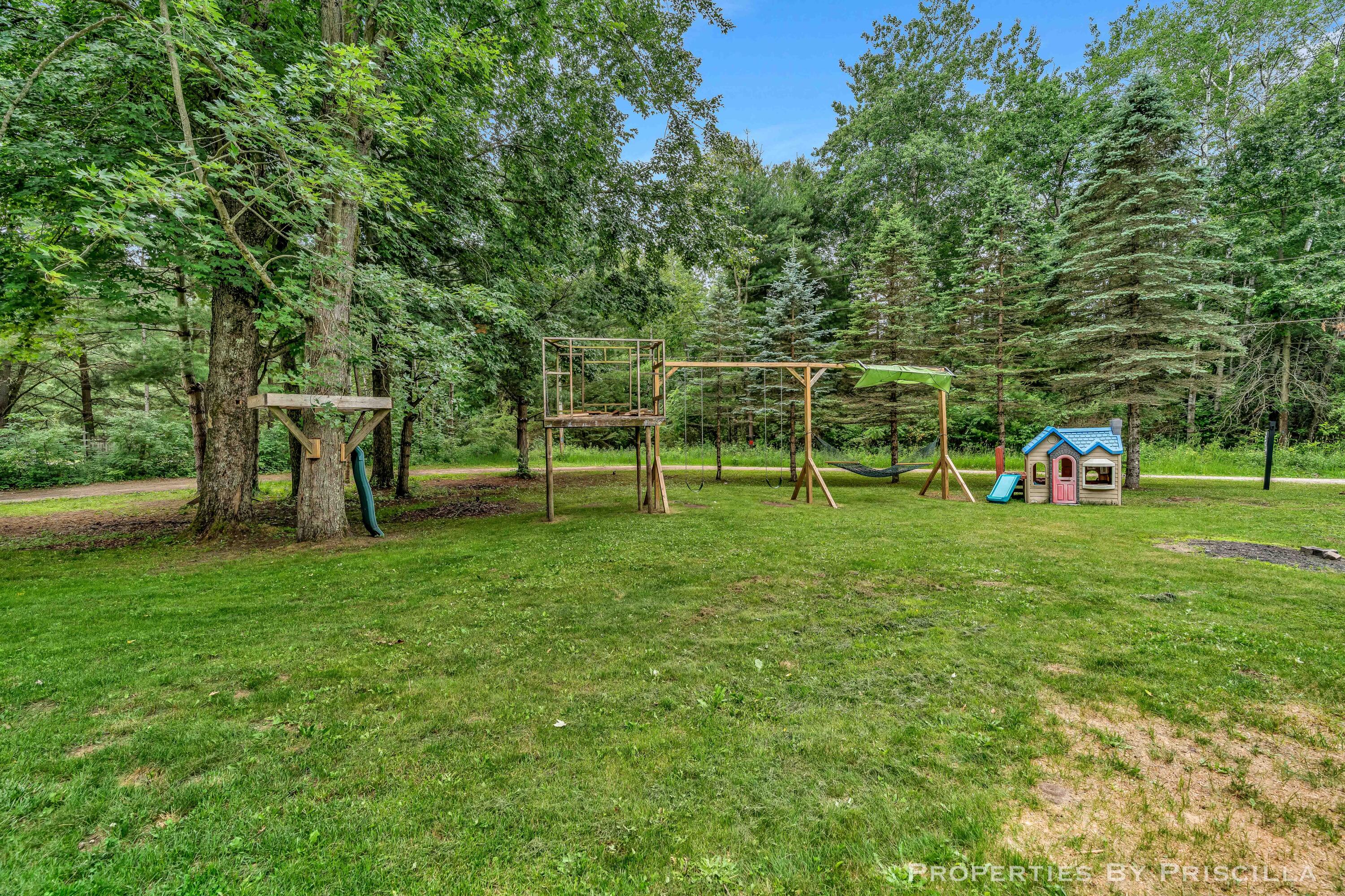 3766 Mary Avenue Property Photo 11