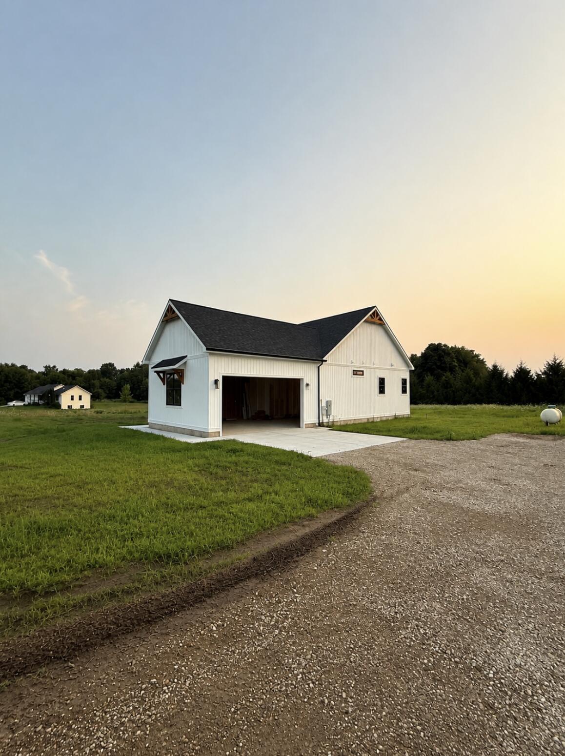 1350 Riggle Road Property Photo 3