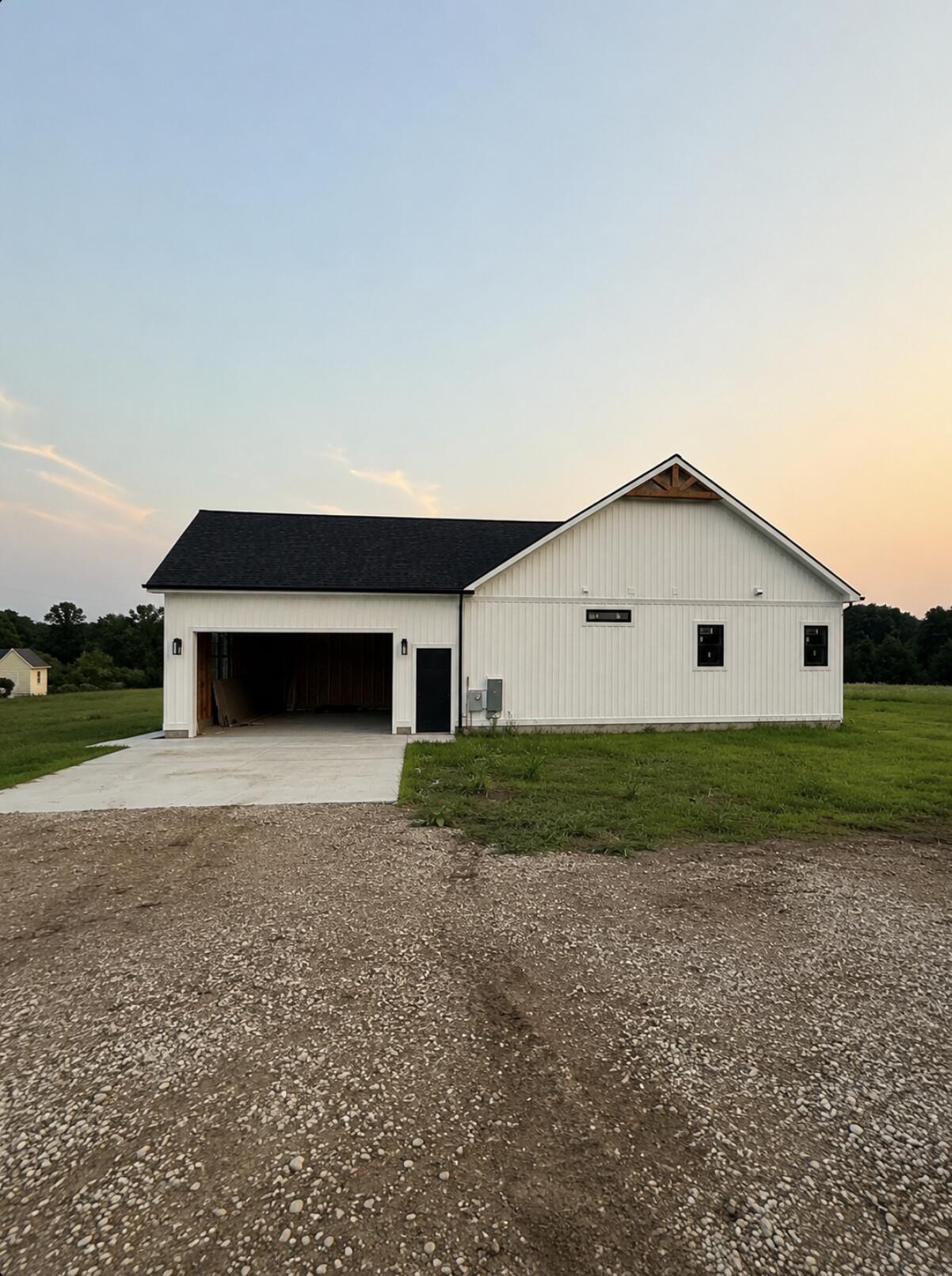 1350 Riggle Road Property Photo 4