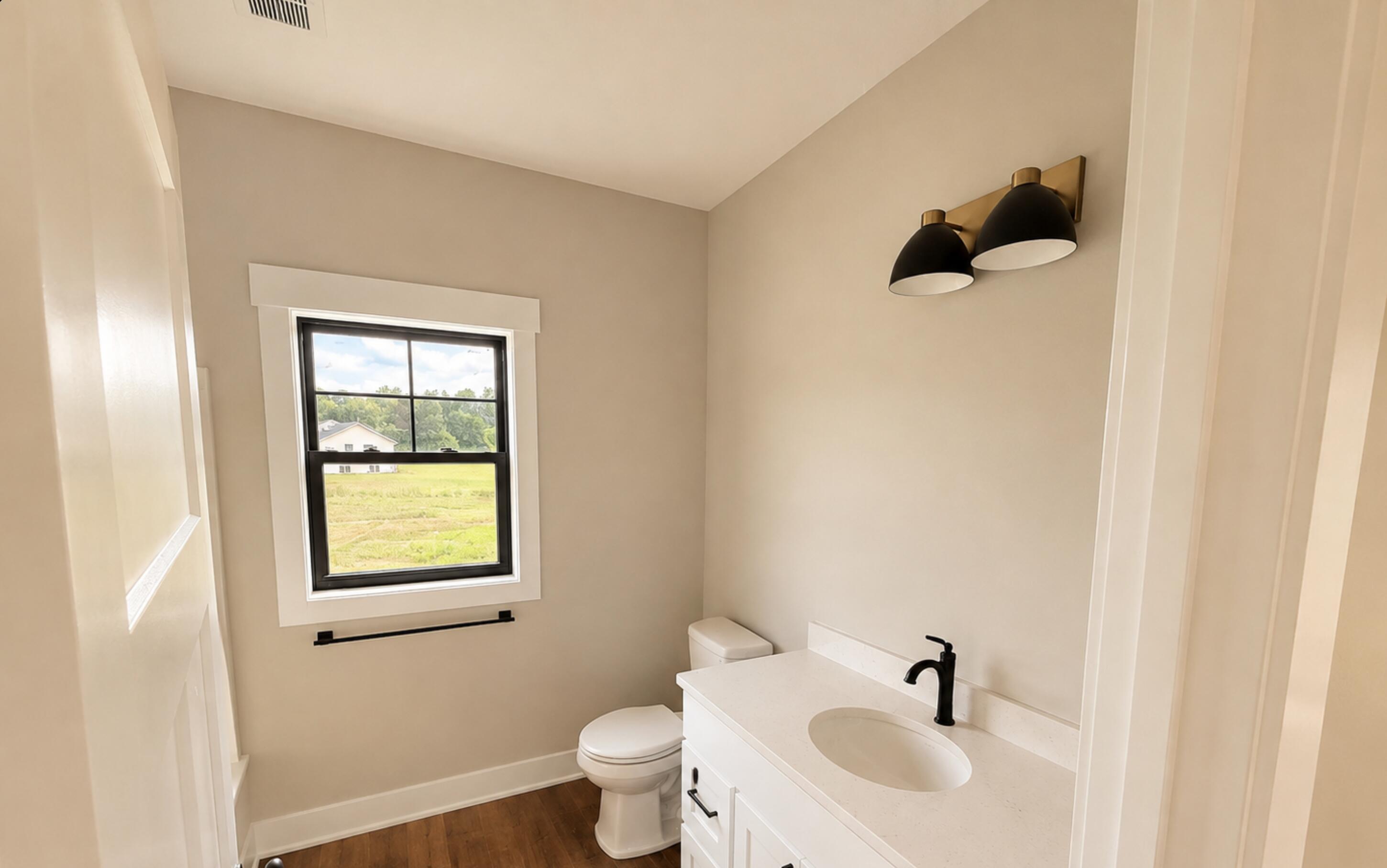 1350 Riggle Road Property Photo 9