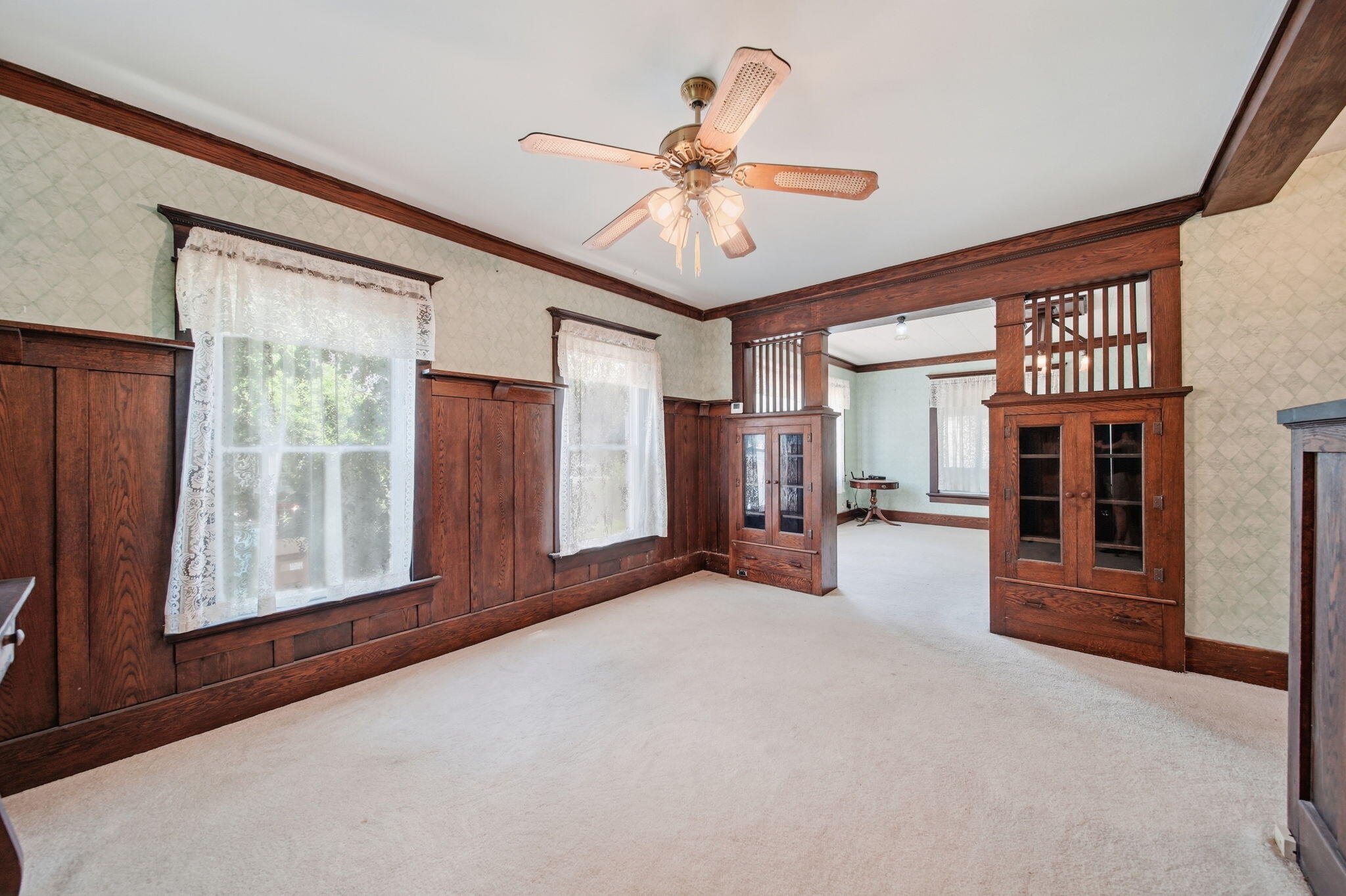 120 Clark Street Property Photo 11