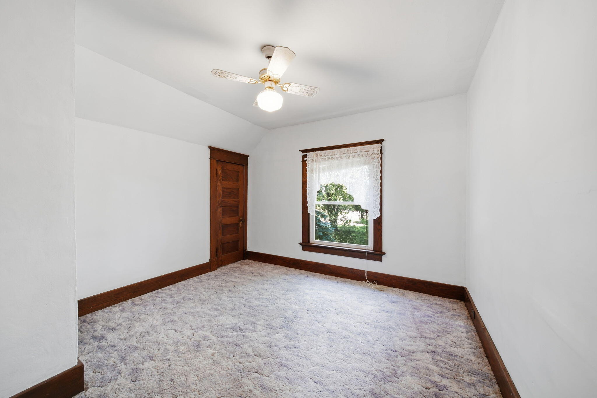 120 Clark Street Property Photo 20