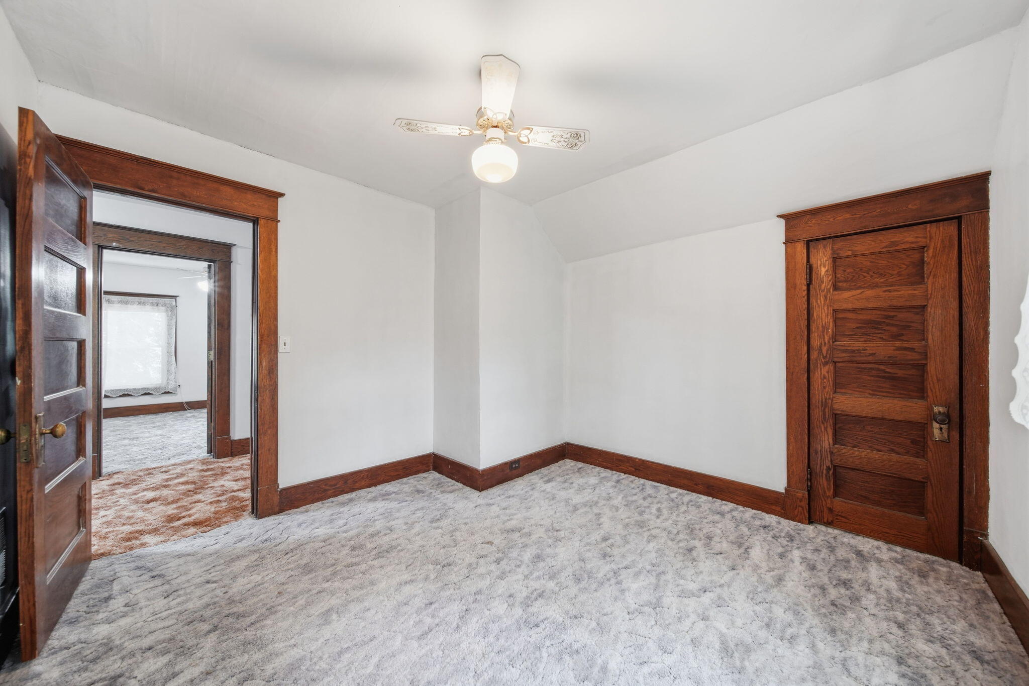 120 Clark Street Property Photo 21