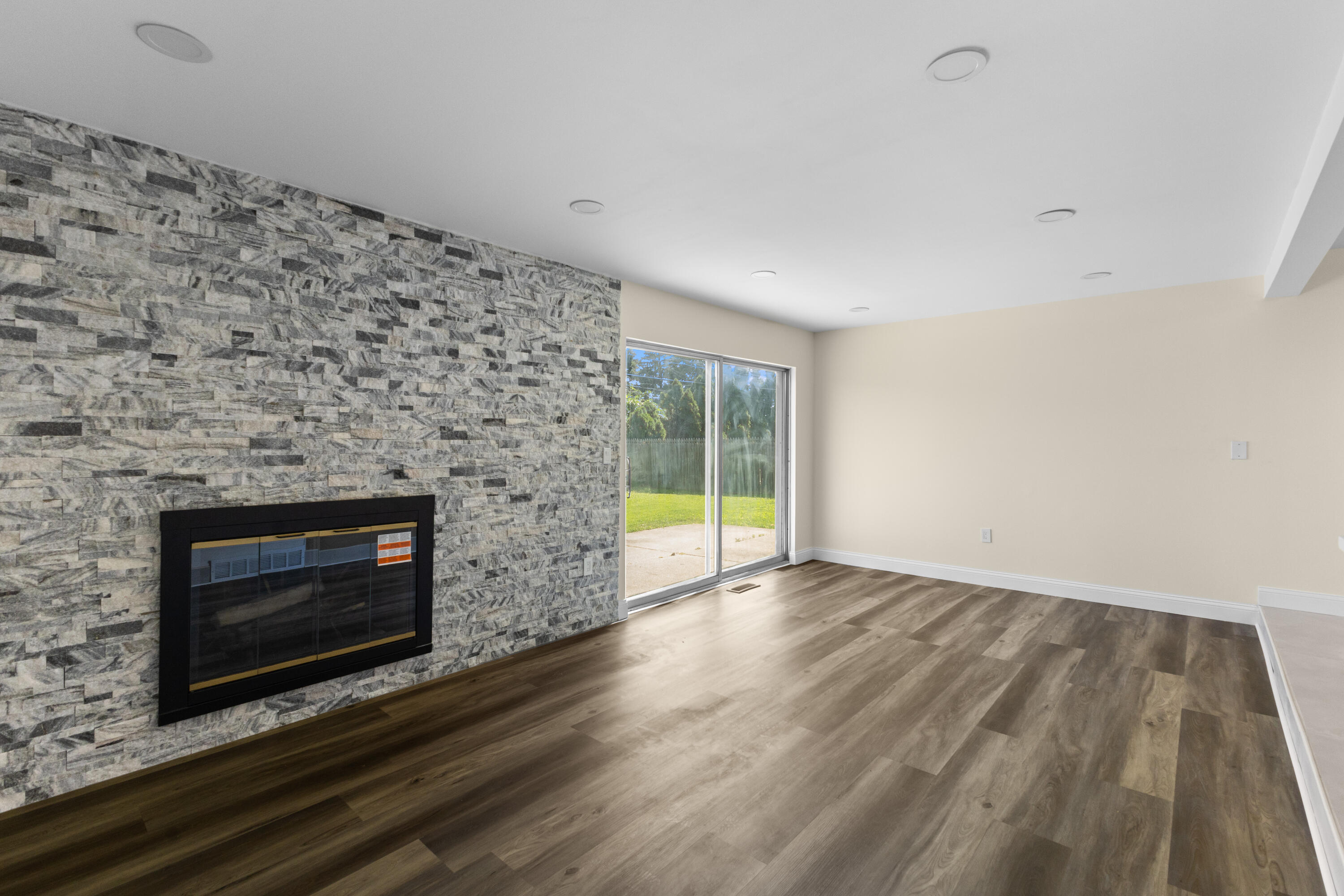 14358 Talbot Drive Property Photo 14