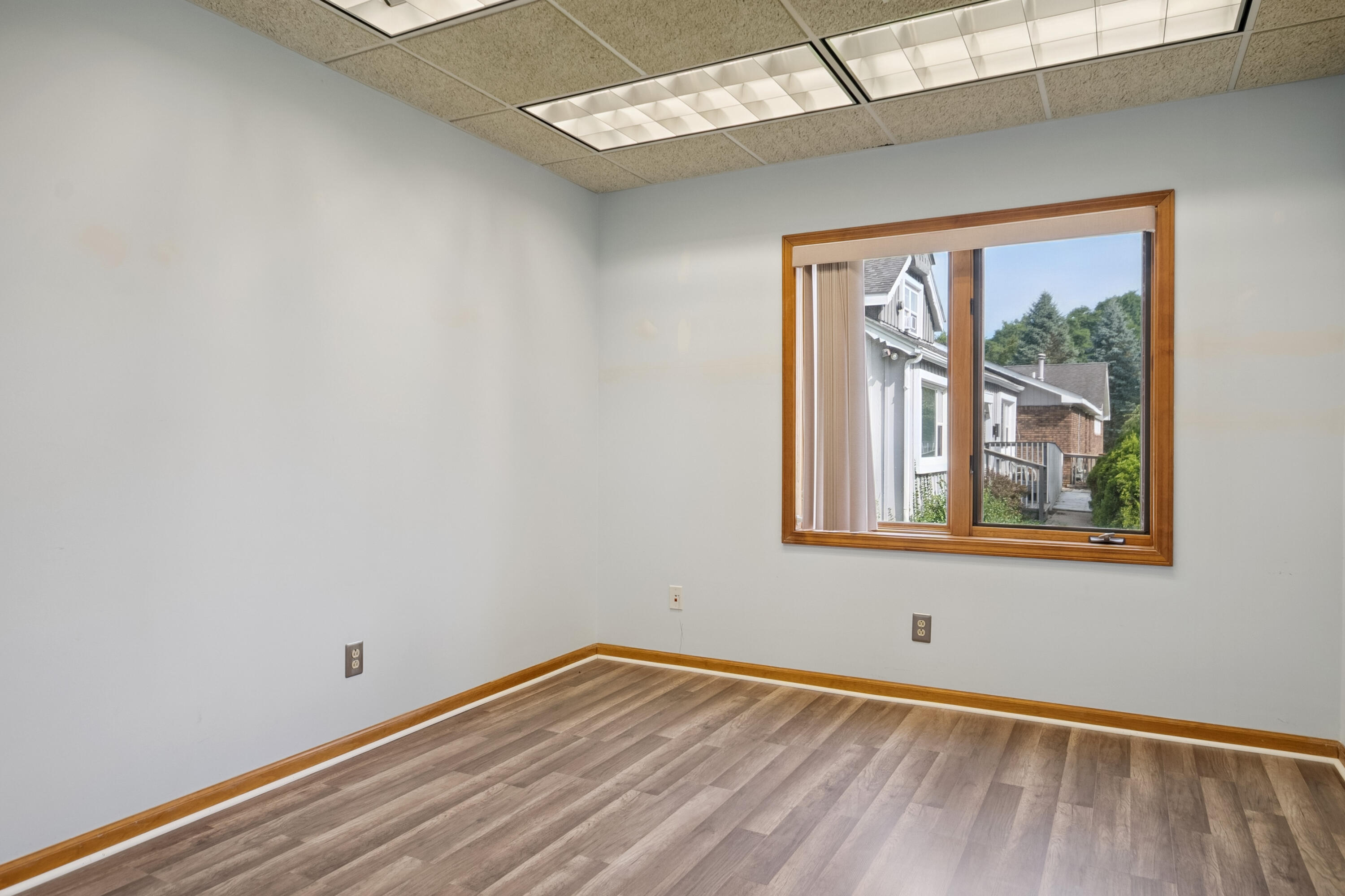 1181 N Milford Road Property Photo 7