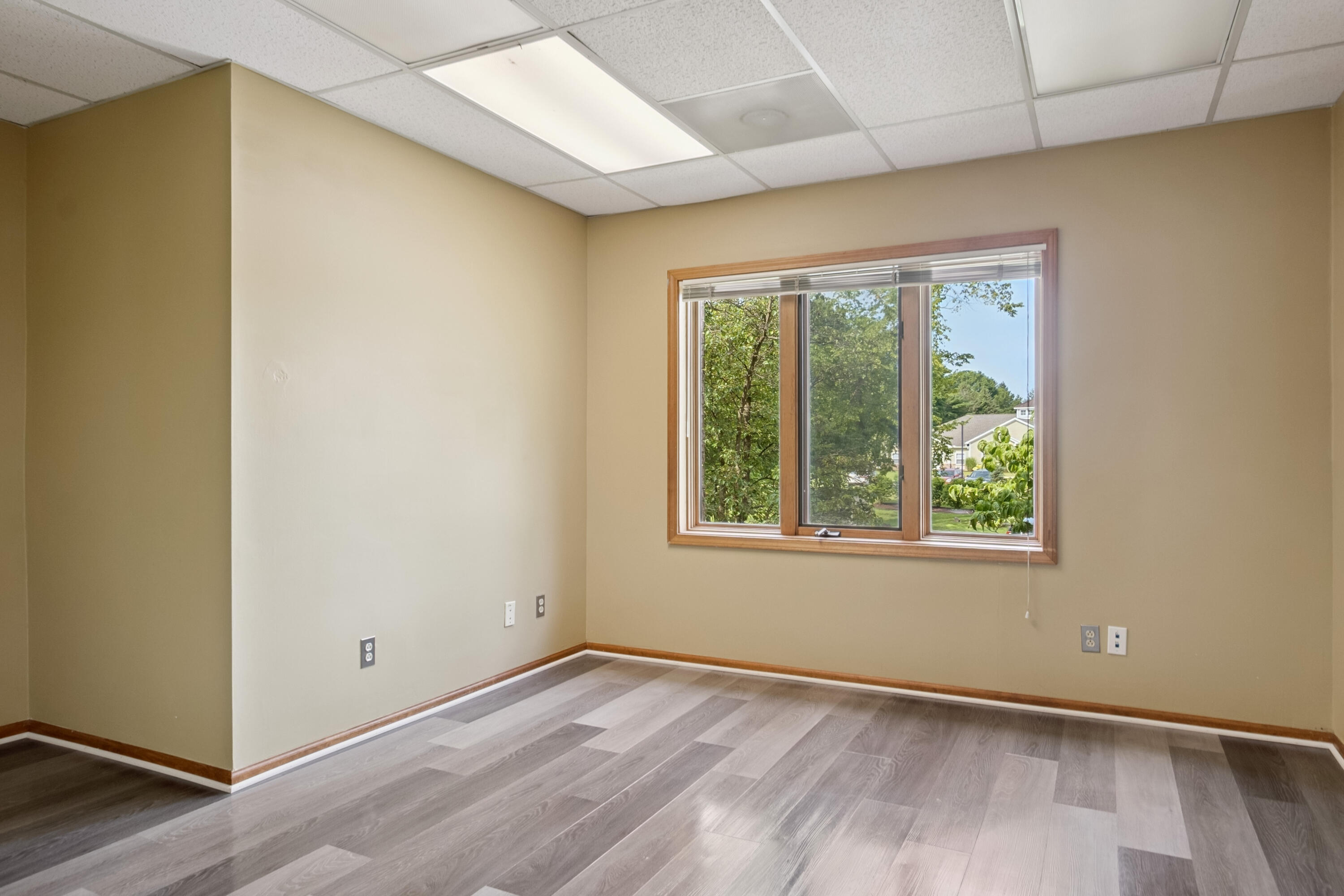 1181 N Milford Road Property Photo 20