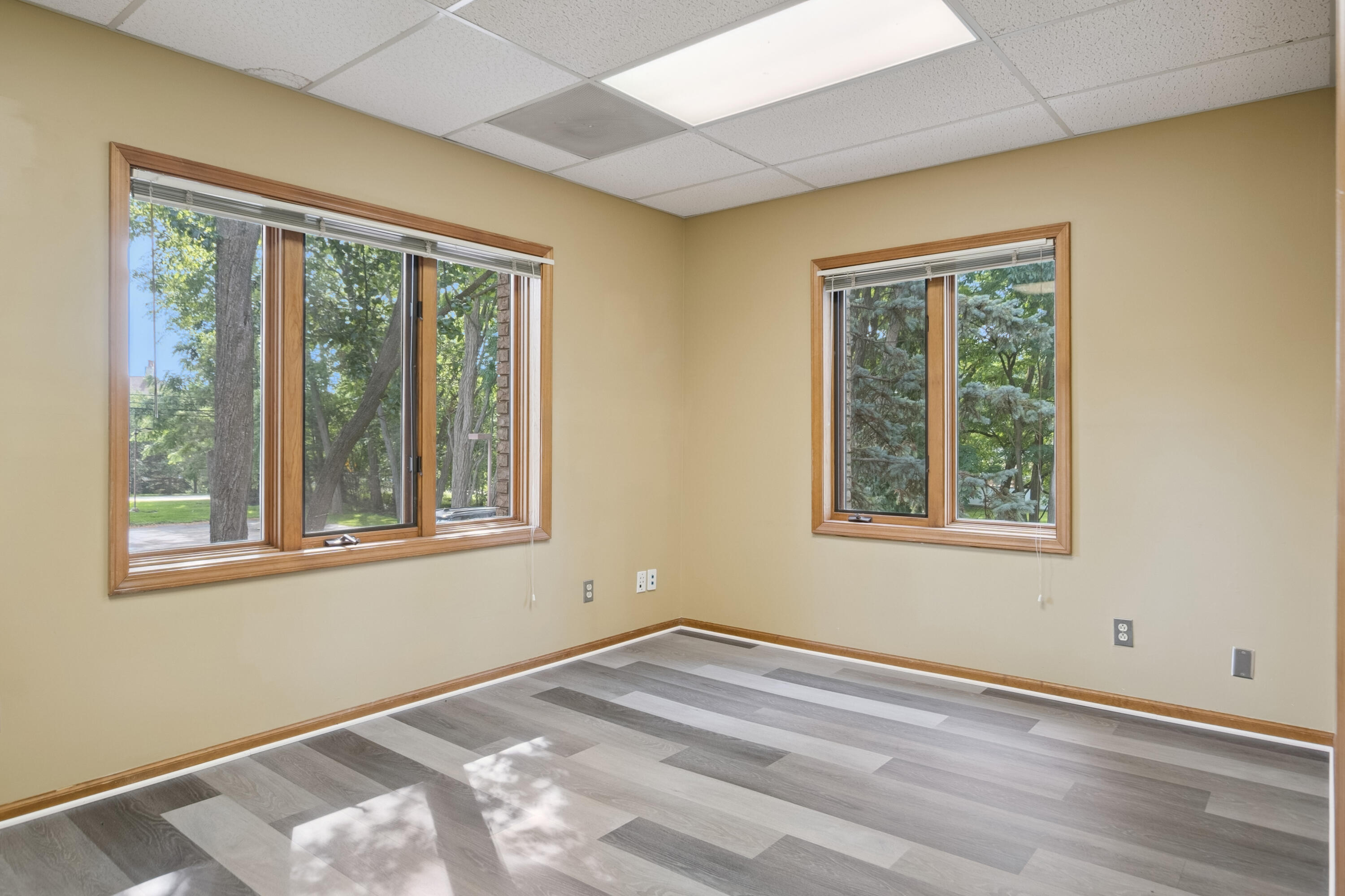 1181 N Milford Road Property Photo 24