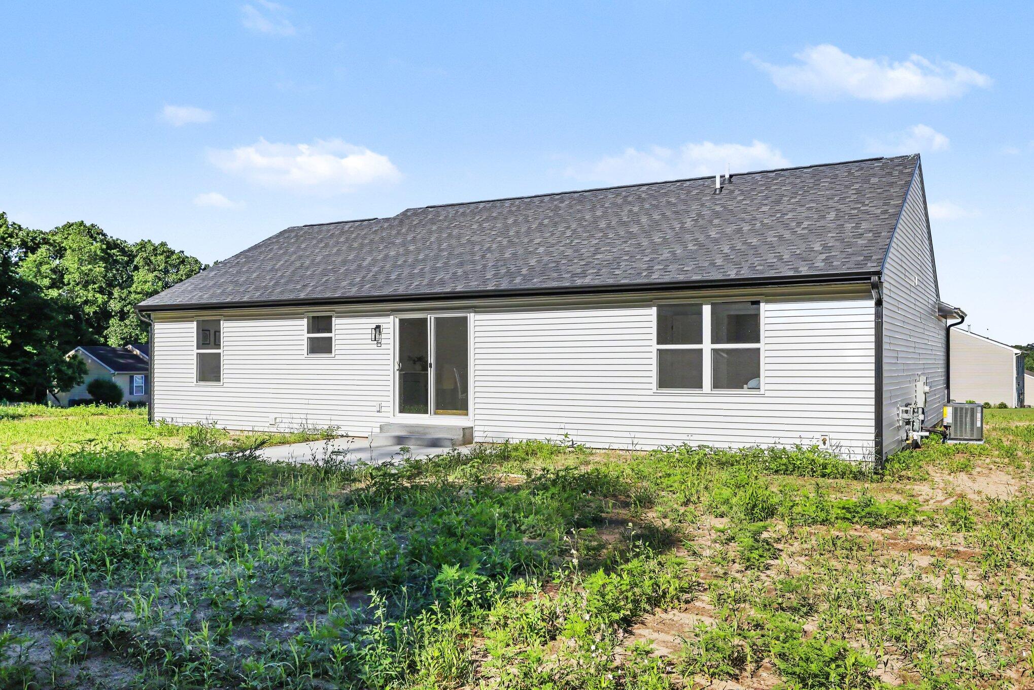 7642 Cinnamon Woods Trail Property Photo 3