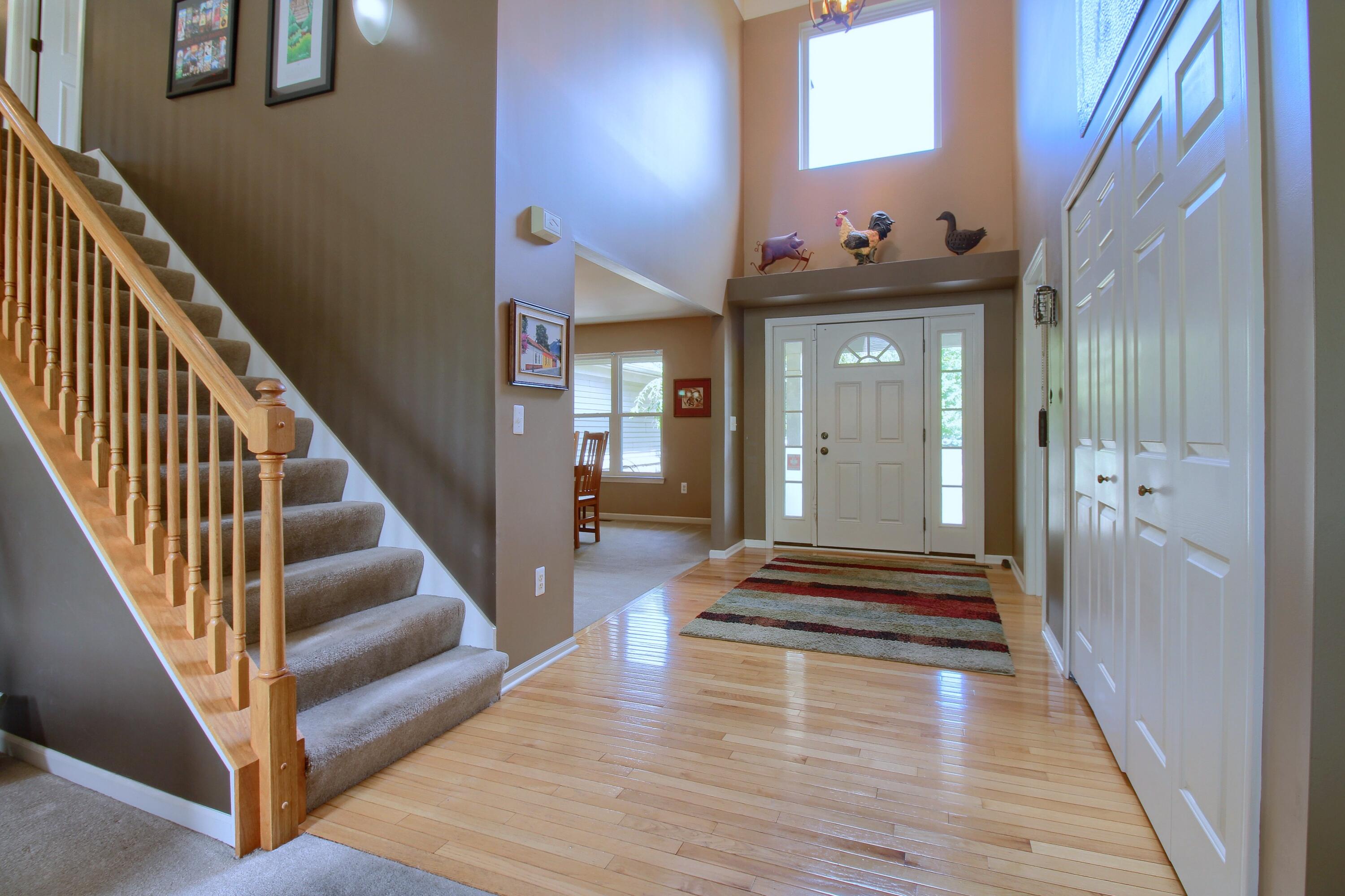 6833 N Meadows Pass Property Photo 4