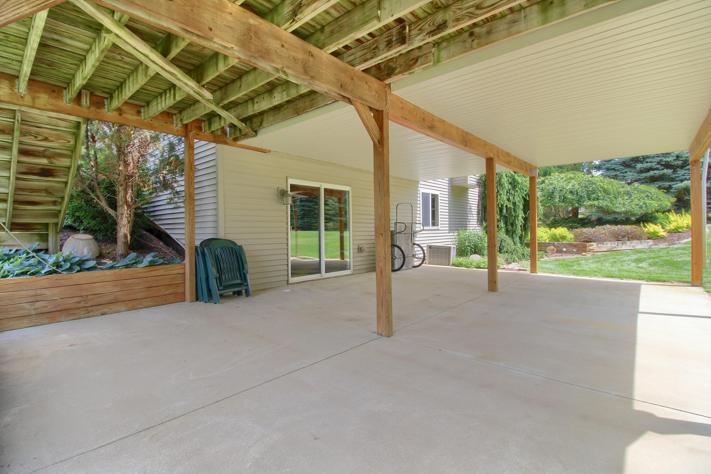 6833 N Meadows Pass Property Photo 48