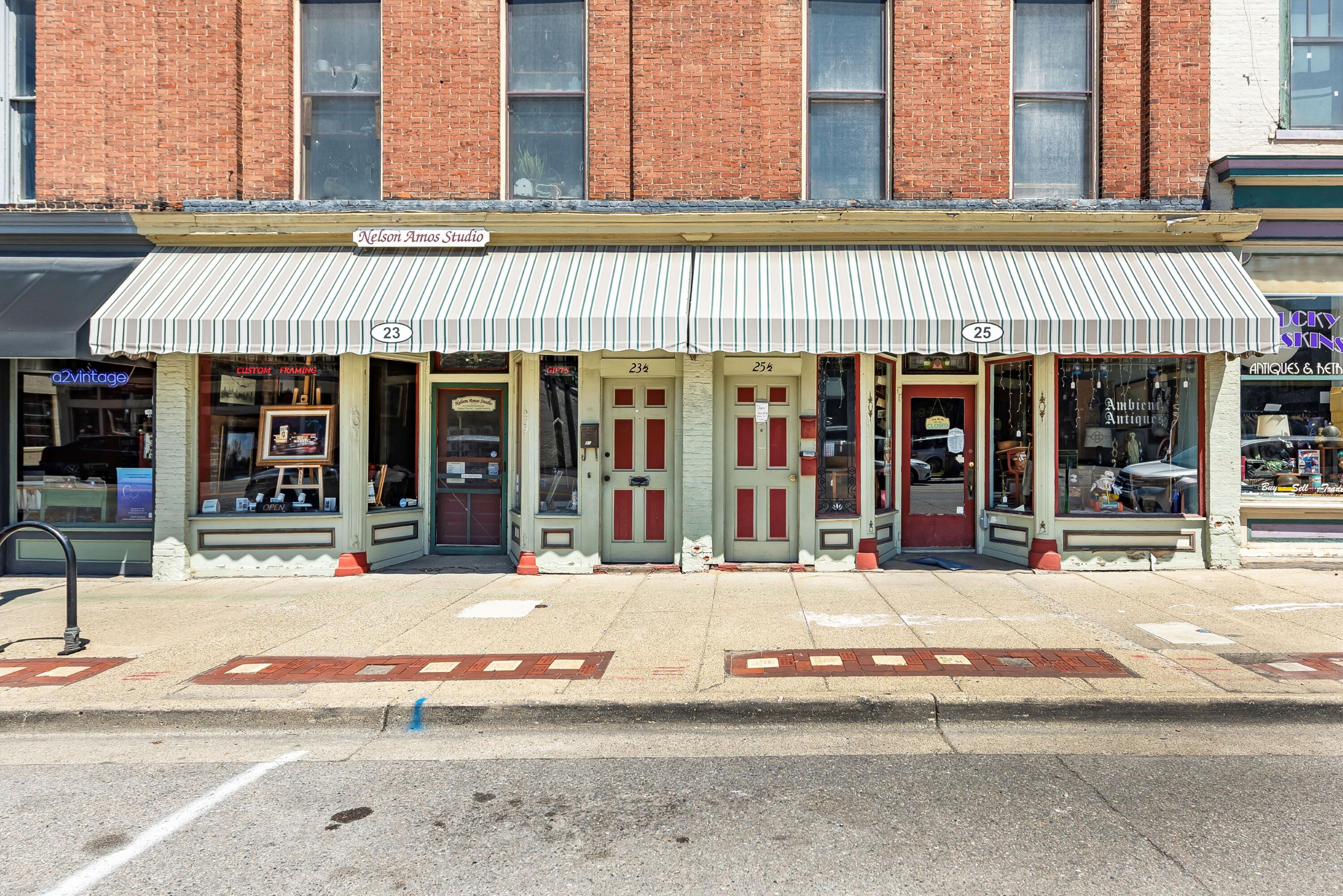 23/25 E Cross Street Property Photo 2