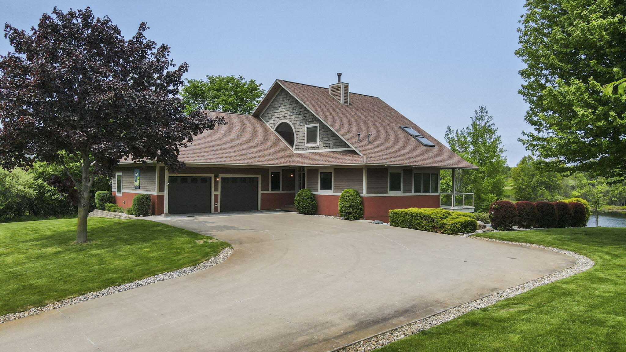 200 National Drive Property Photo 2
