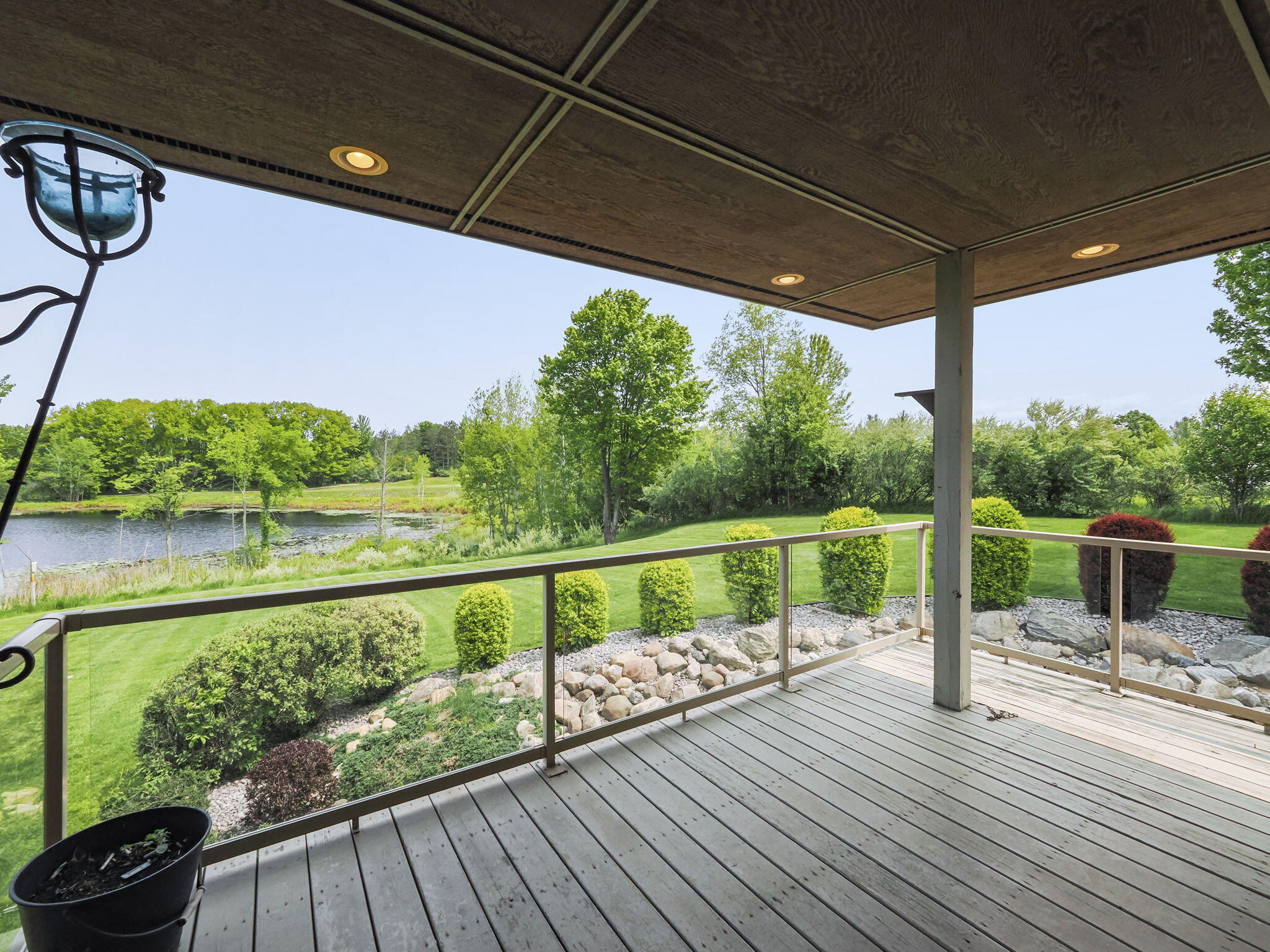 200 National Drive Property Photo 14